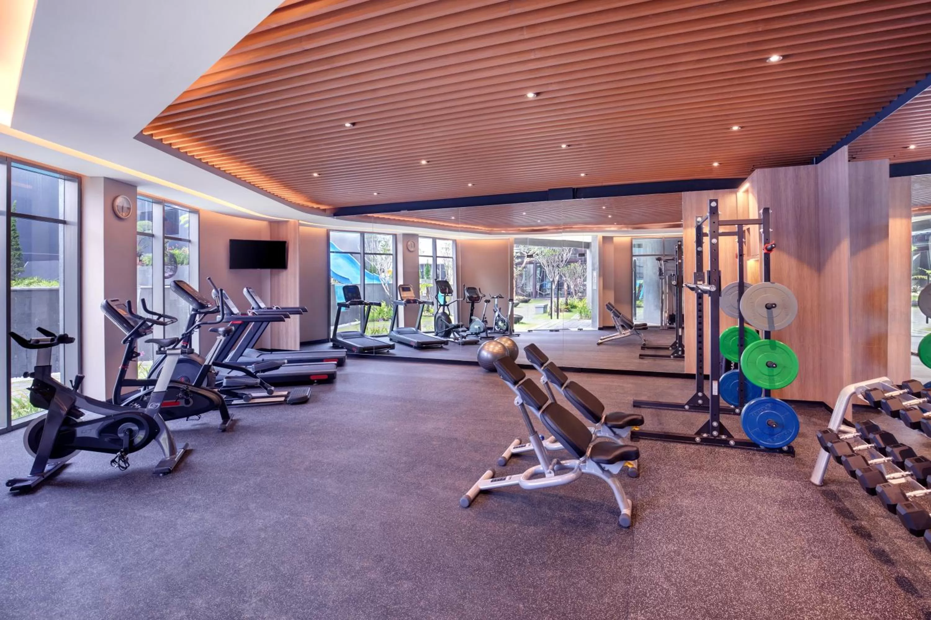 Fitness centre/facilities in Grand Mercure Malang
