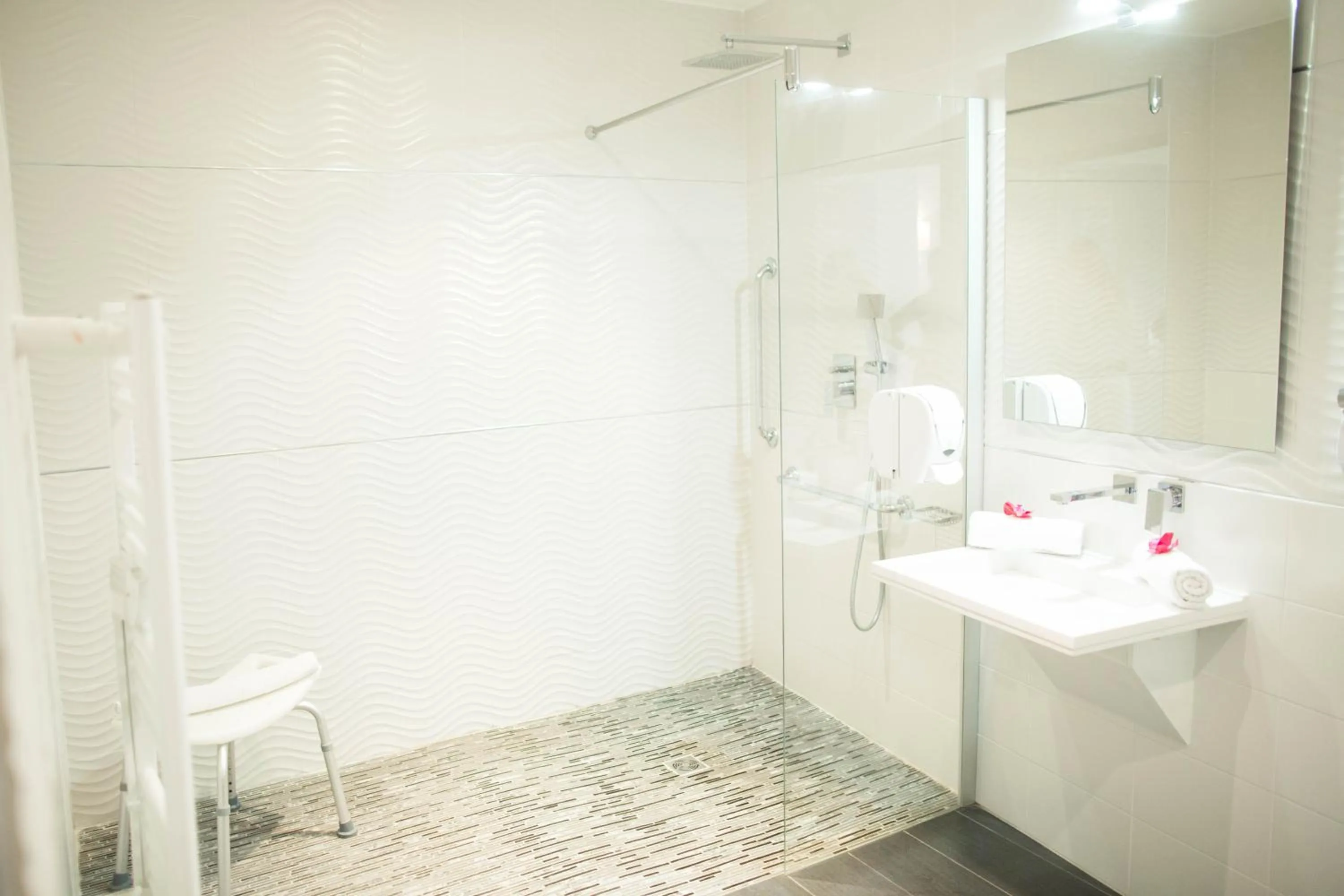 Bathroom in Holidays & Work HOTEL