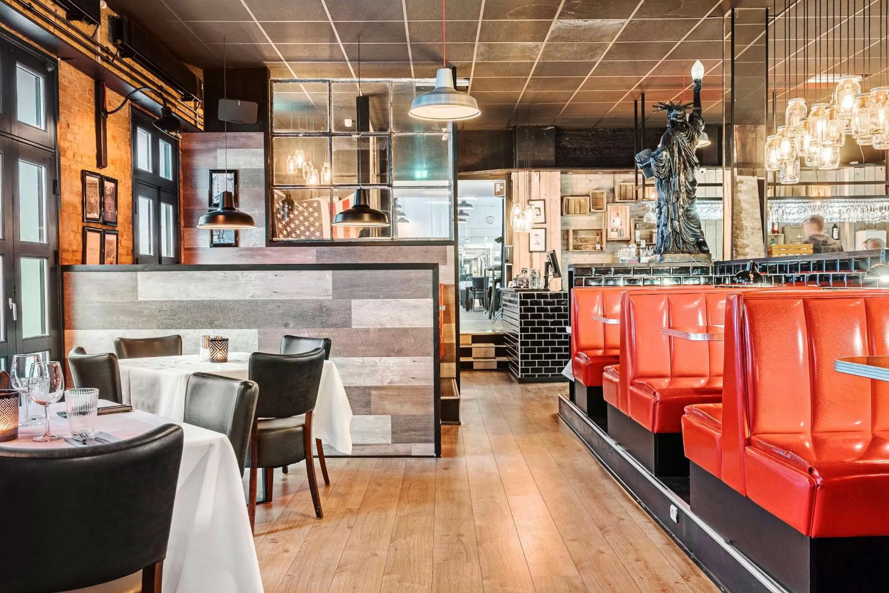 Restaurant/places to eat in Best Western Hotel Herman Bang