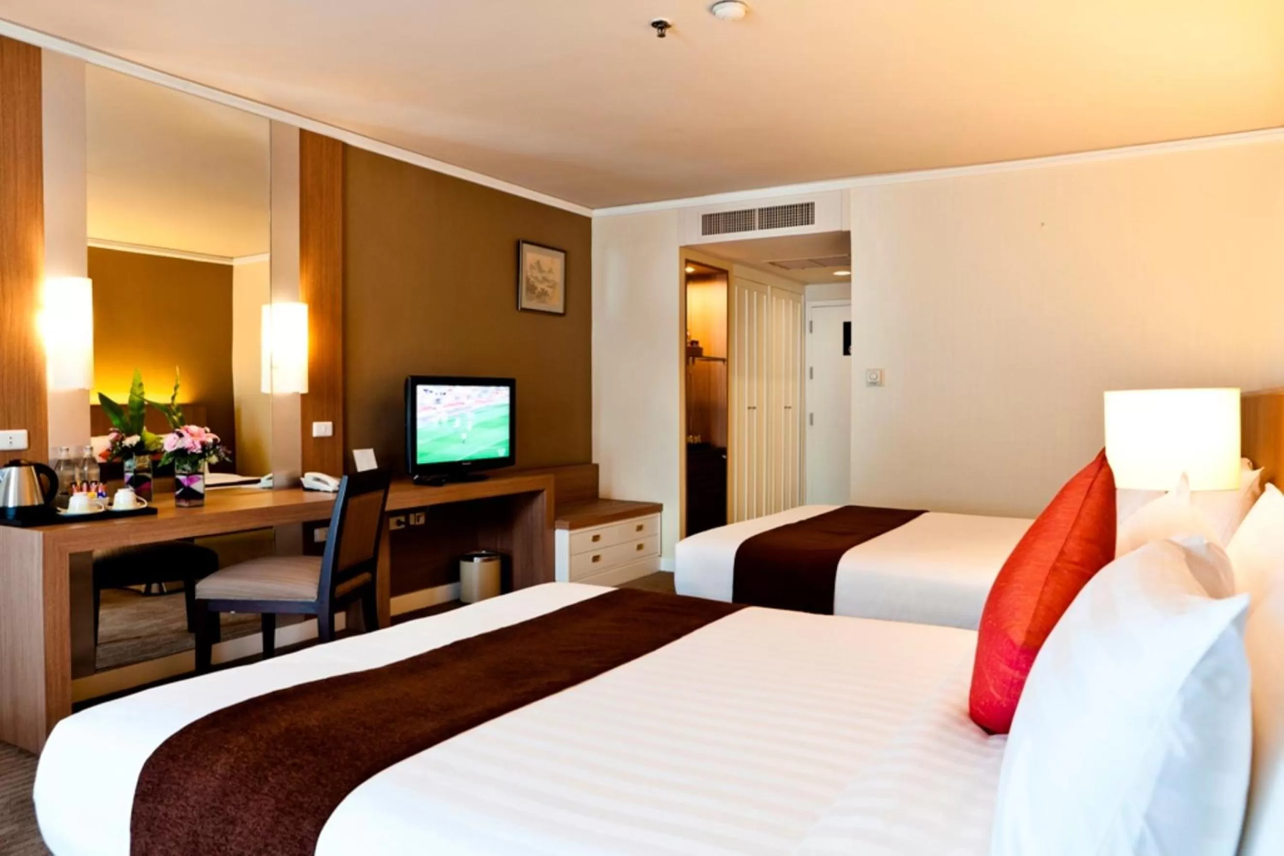 Photo of the whole room, Bed in Royal Princess Larn Luang - SHA Extra Plus