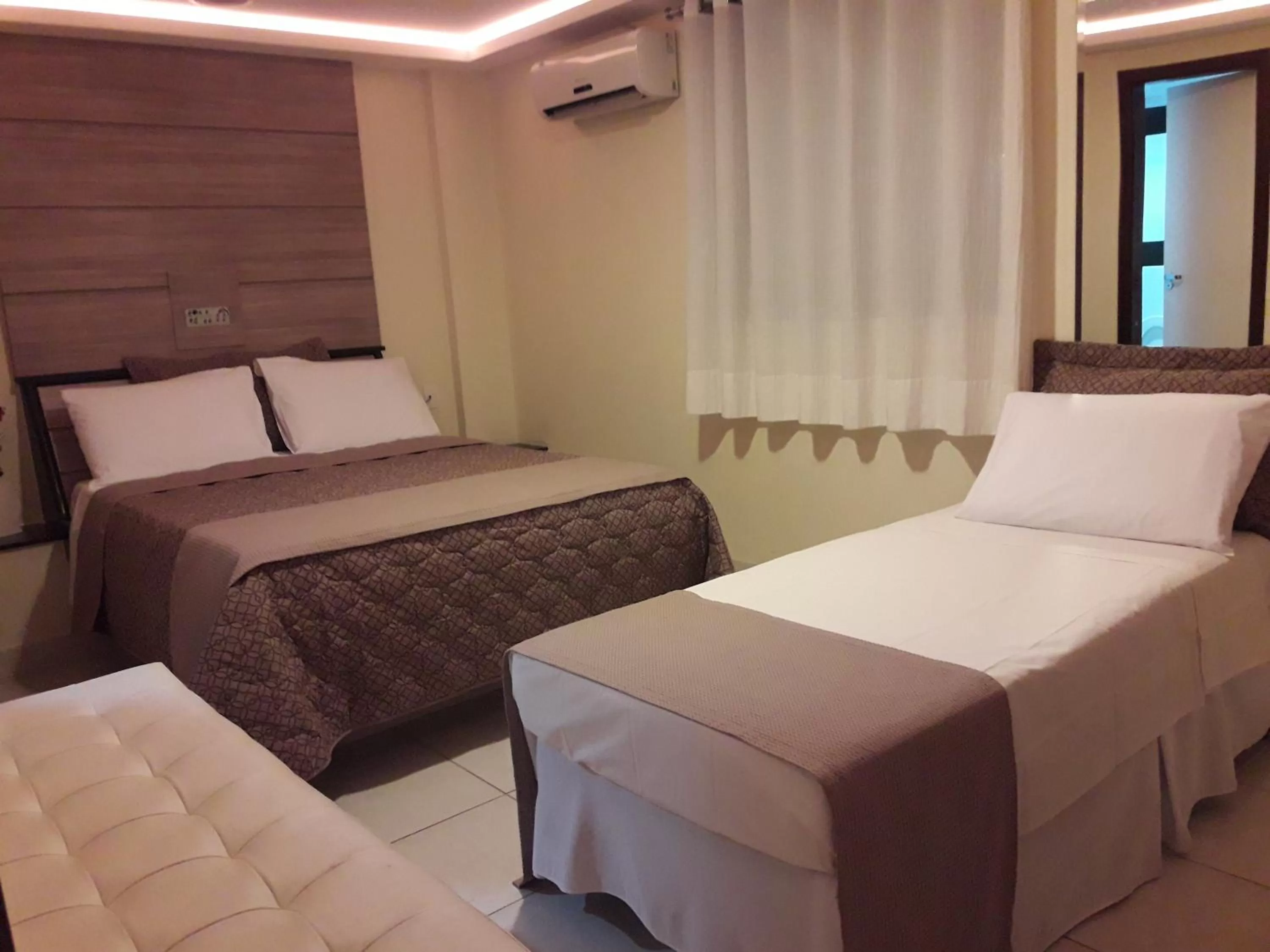 Bed in Hotel Sempre Executive