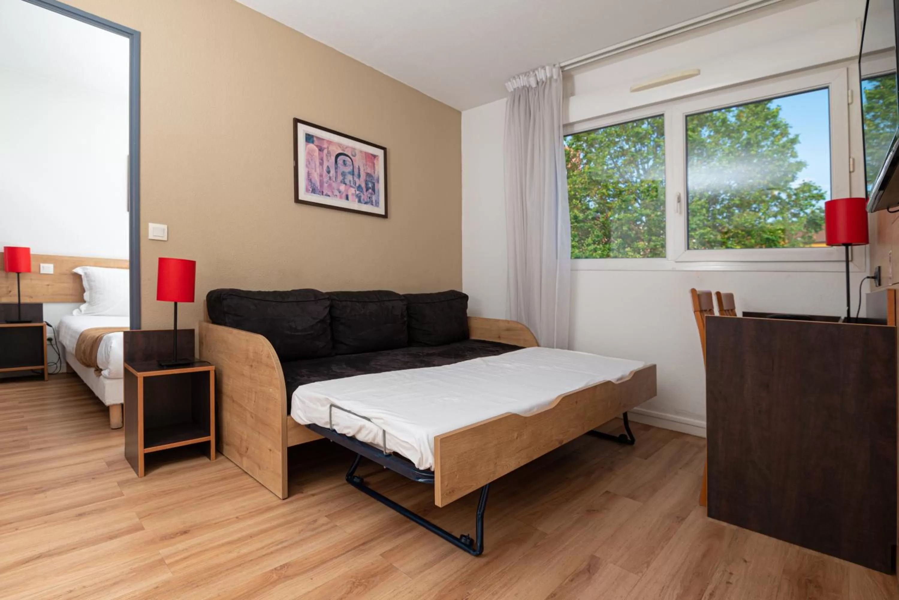 Bedroom, Bed in Apparthotel Privilodges Lyon Lumière