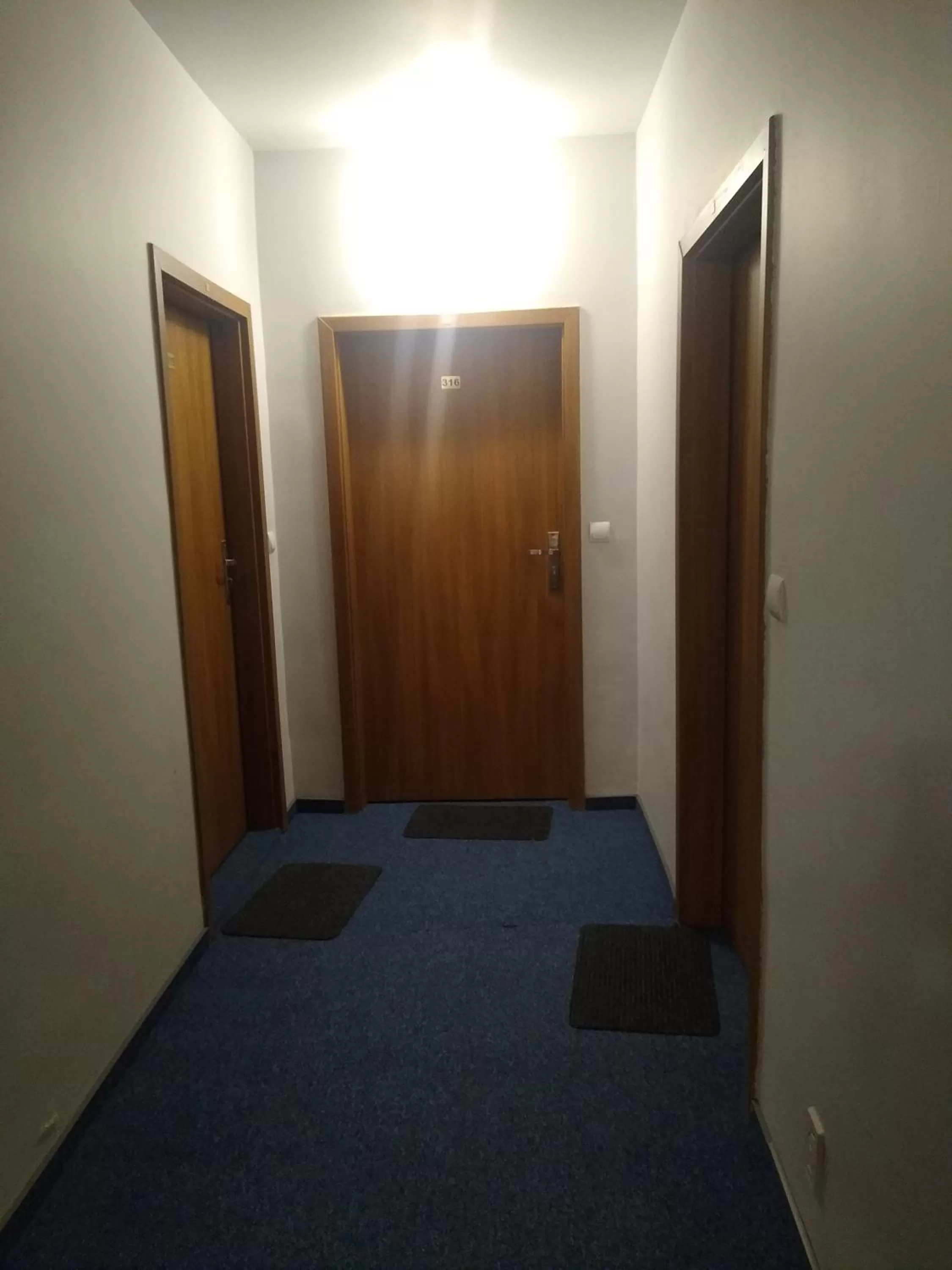 Day, Bed in Zajazd Eljan-Centrum Noclegowe