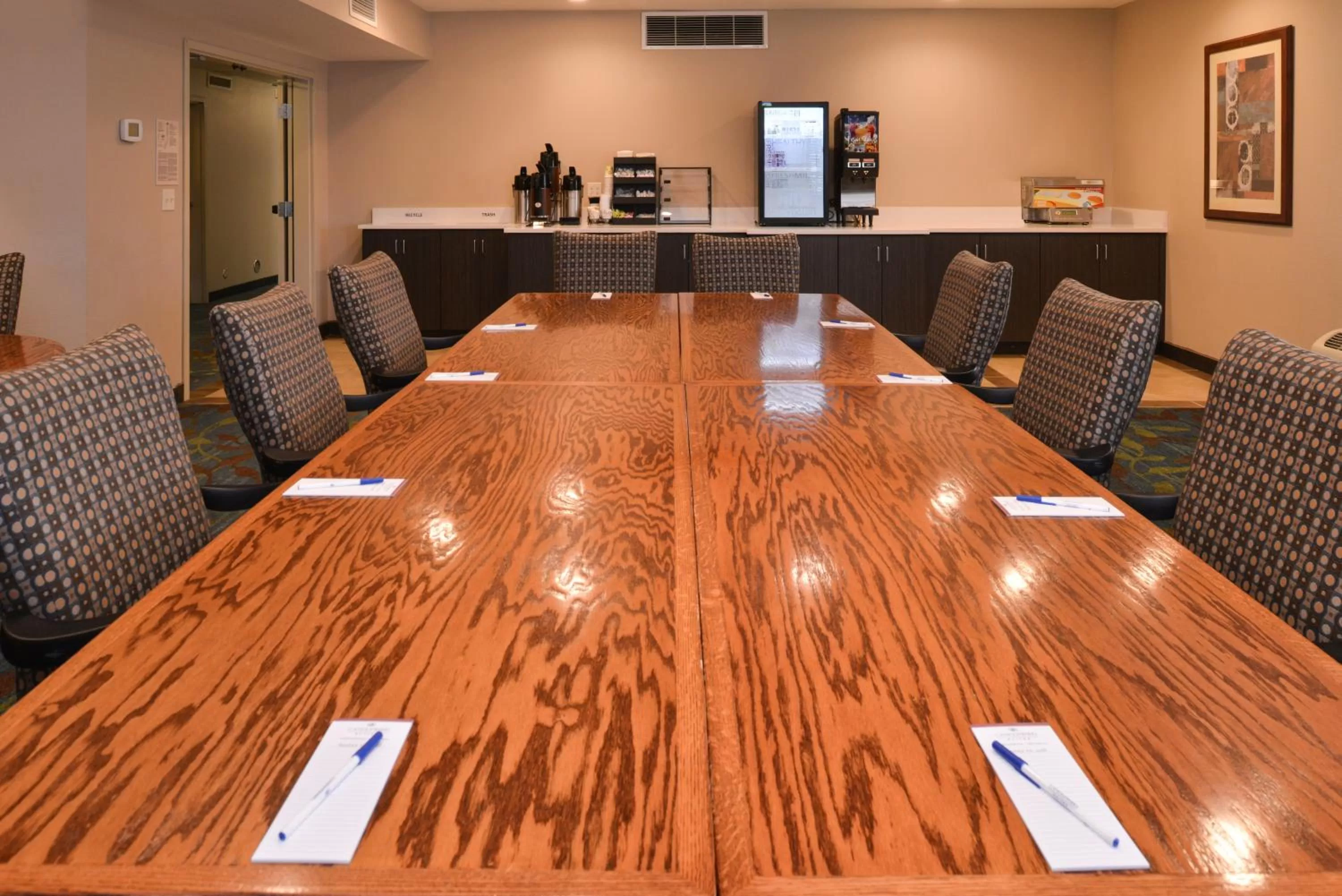 Meeting/conference room in Candlewood Suites Boise - Towne Square by IHG