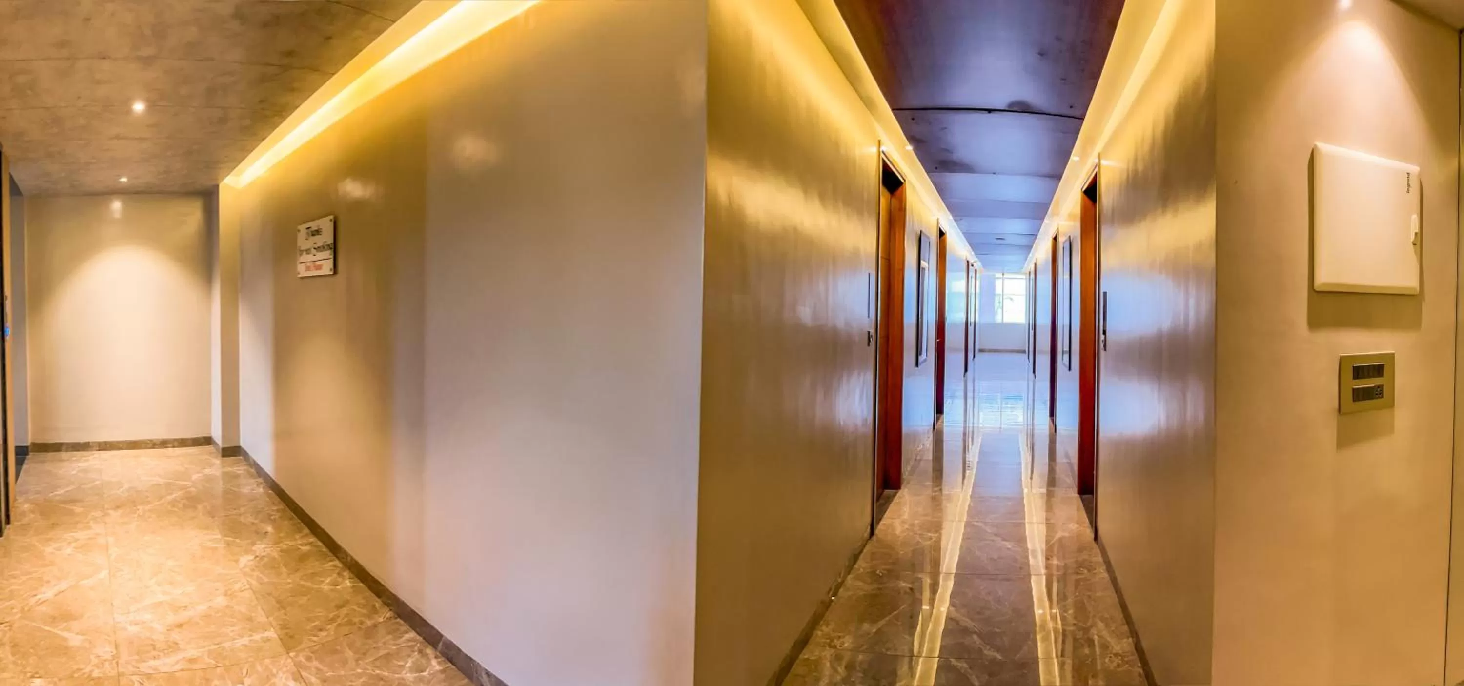 Communal lounge/ TV room in Symphony Inn