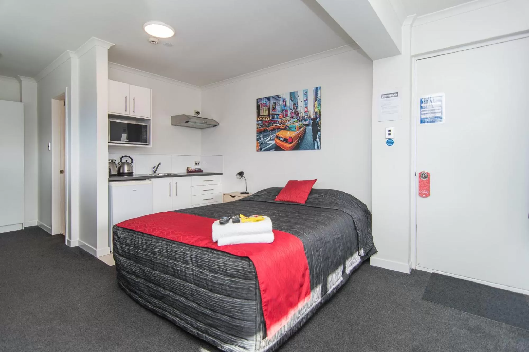 Bed in The Hibernian Studio Apartments - 4 Latter Street