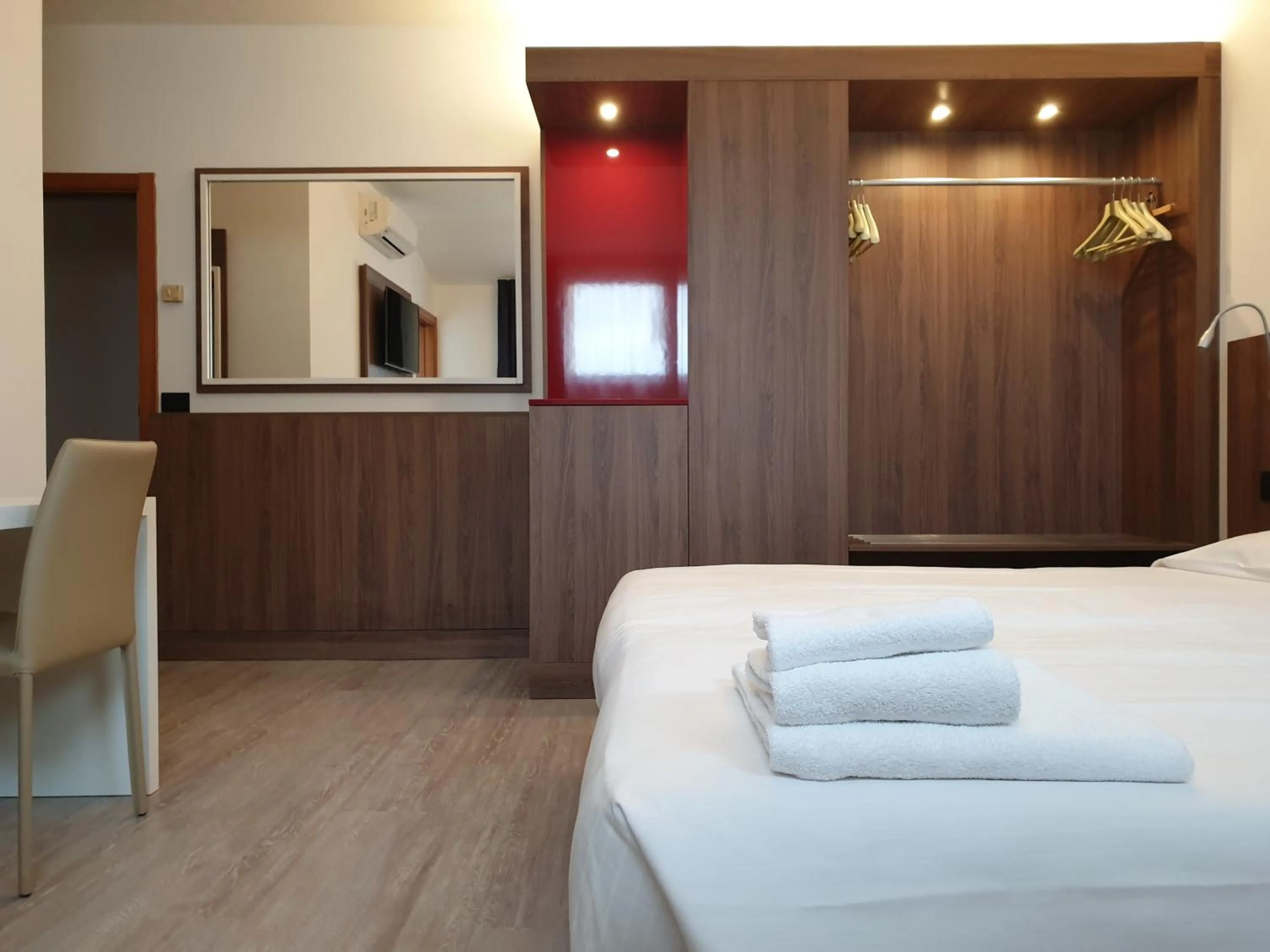 Bed in Albergo Delle Alpi
