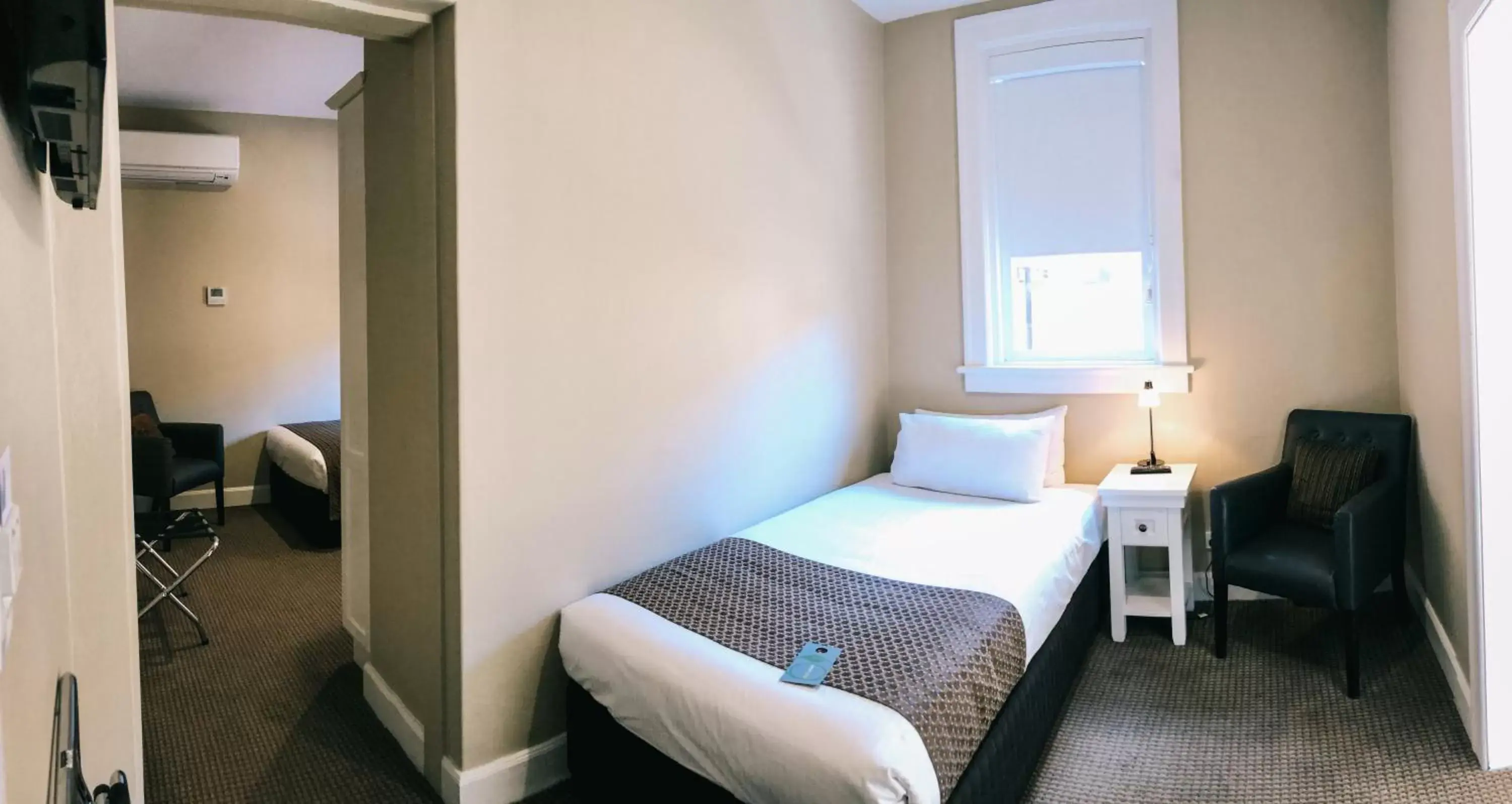 Small Twin Room in CH Boutique Hotel & Apartments, an Ascend Collection Hotel Small Twin Room in CH Boutique Hotel & Apartments, an Ascend Collection Hotel