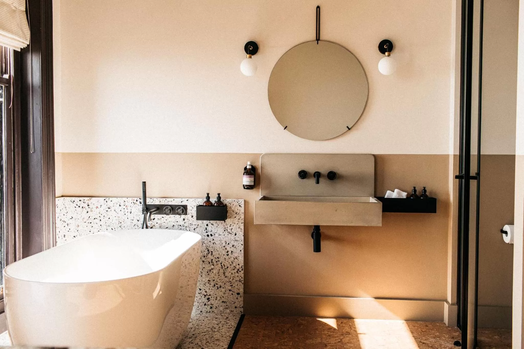 Bathroom in Port Hotel