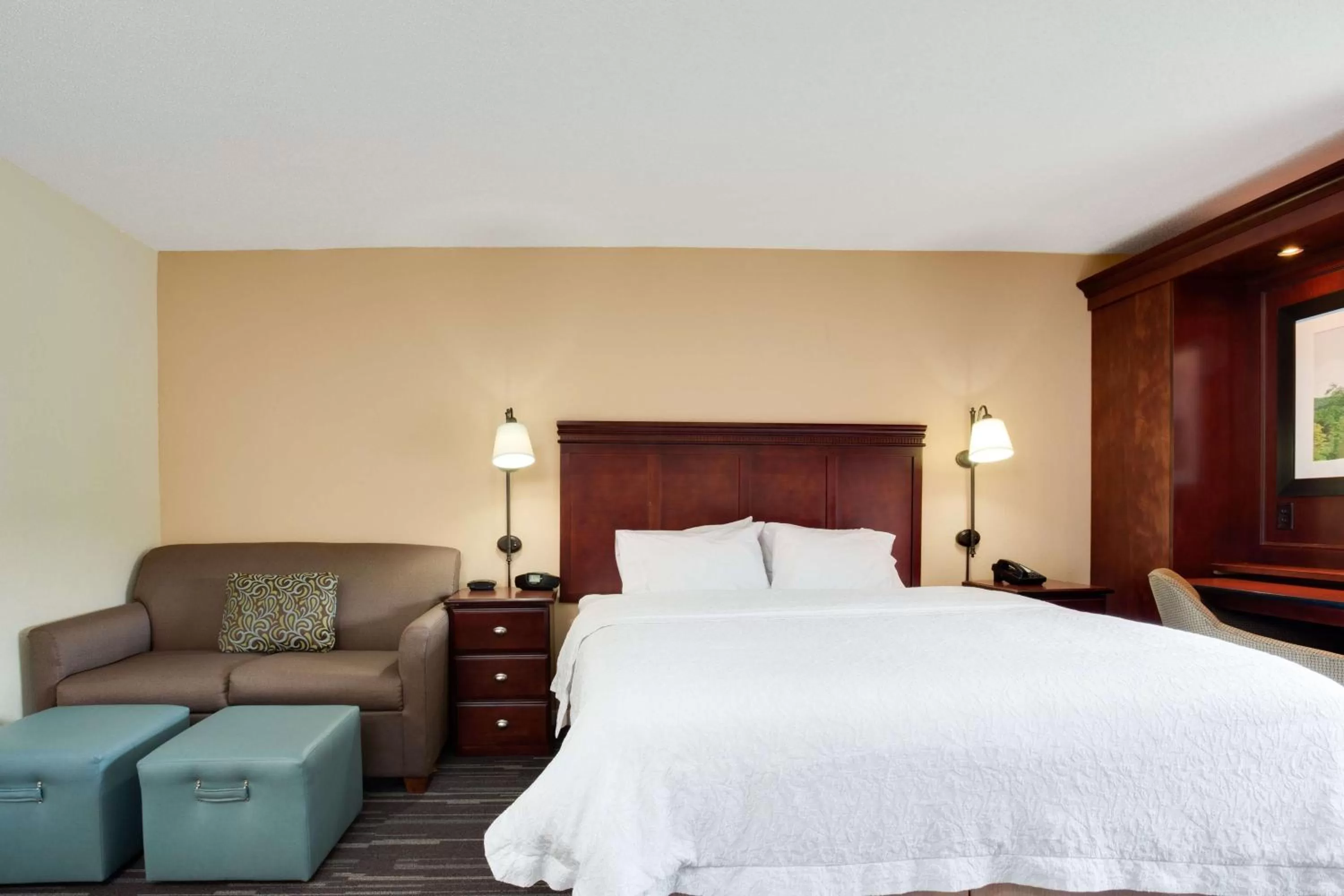 Bedroom, Bed in Hampton Inn Somerset