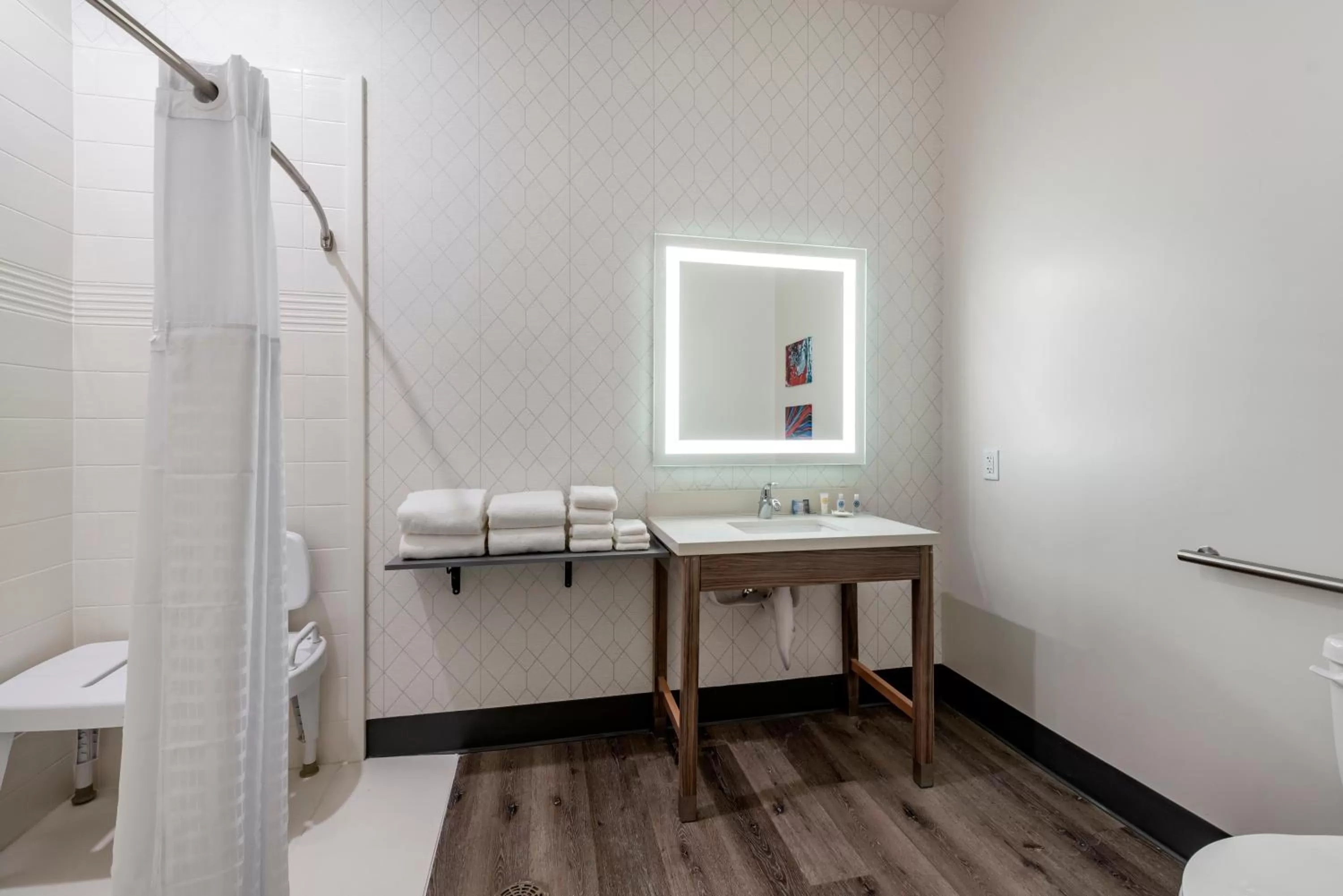 Bathroom in Comfort Suites Colorado Springs East - Medical Center Area