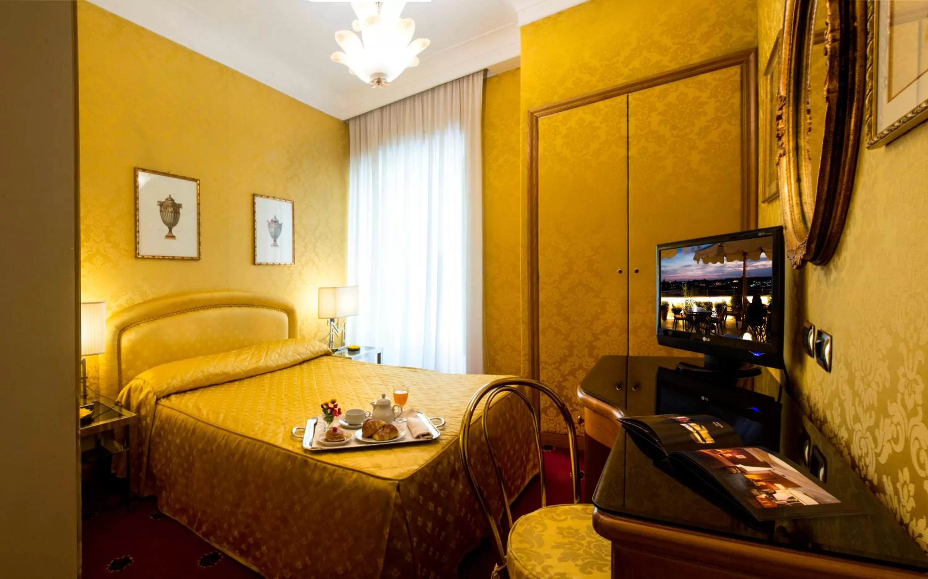 Photo of the whole room in Marcella Royal Hotel - Rooftop Garden