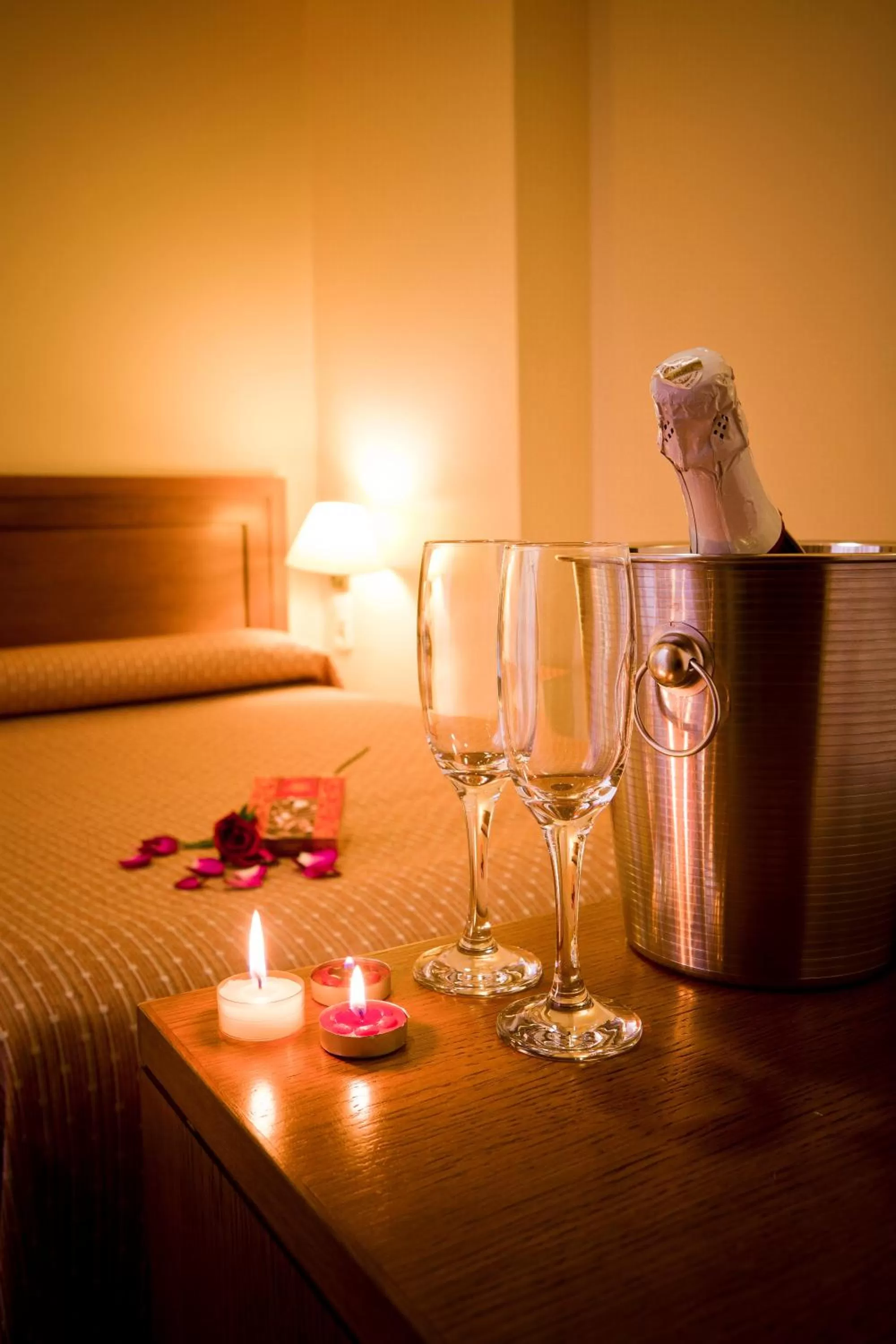 Bed in Hotel Granada Centro