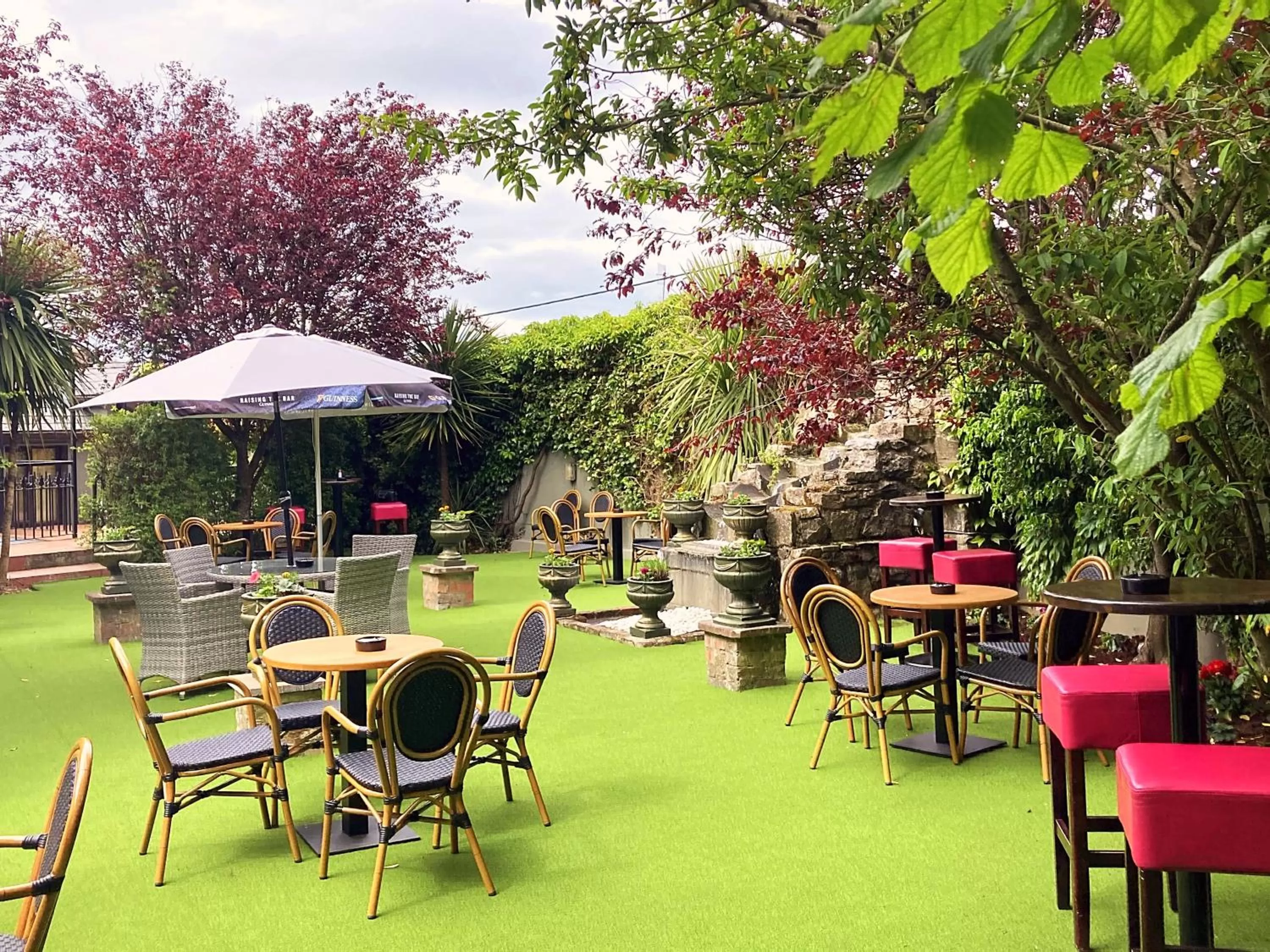 Garden view in Hibernian Hotel & Leisure Centre