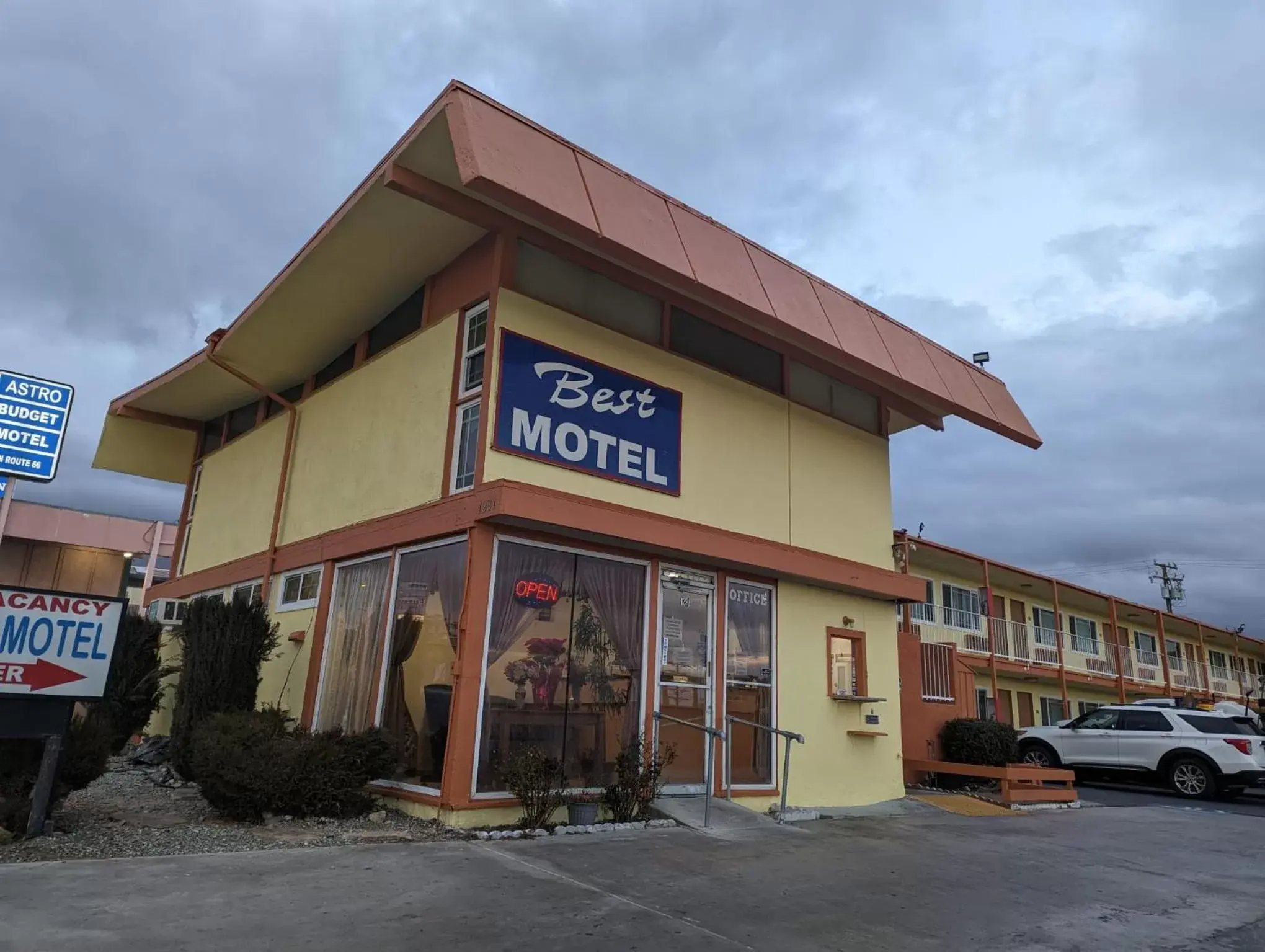 BEST MOTEL on Historic Route 66, Barstow BEST MOTEL on Historic Route 66, Barstow