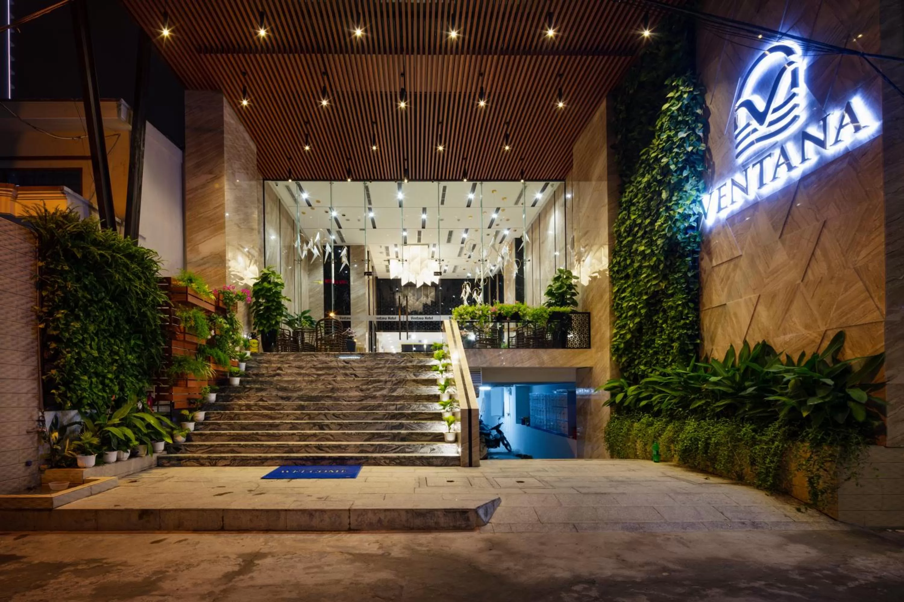 Facade/entrance in VENTANA NHA TRANG HOTEL