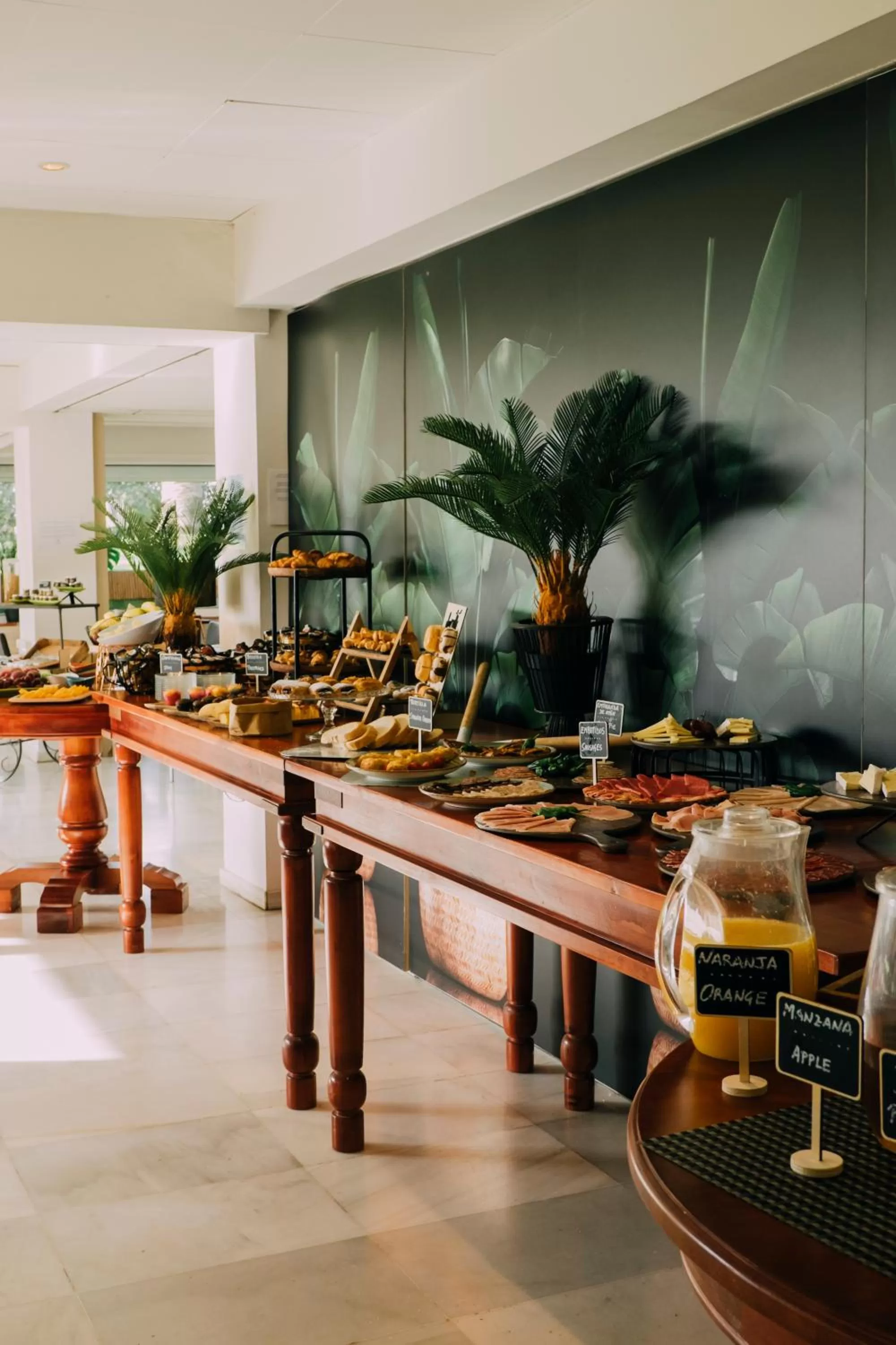 Breakfast in Hotel Subur Maritim