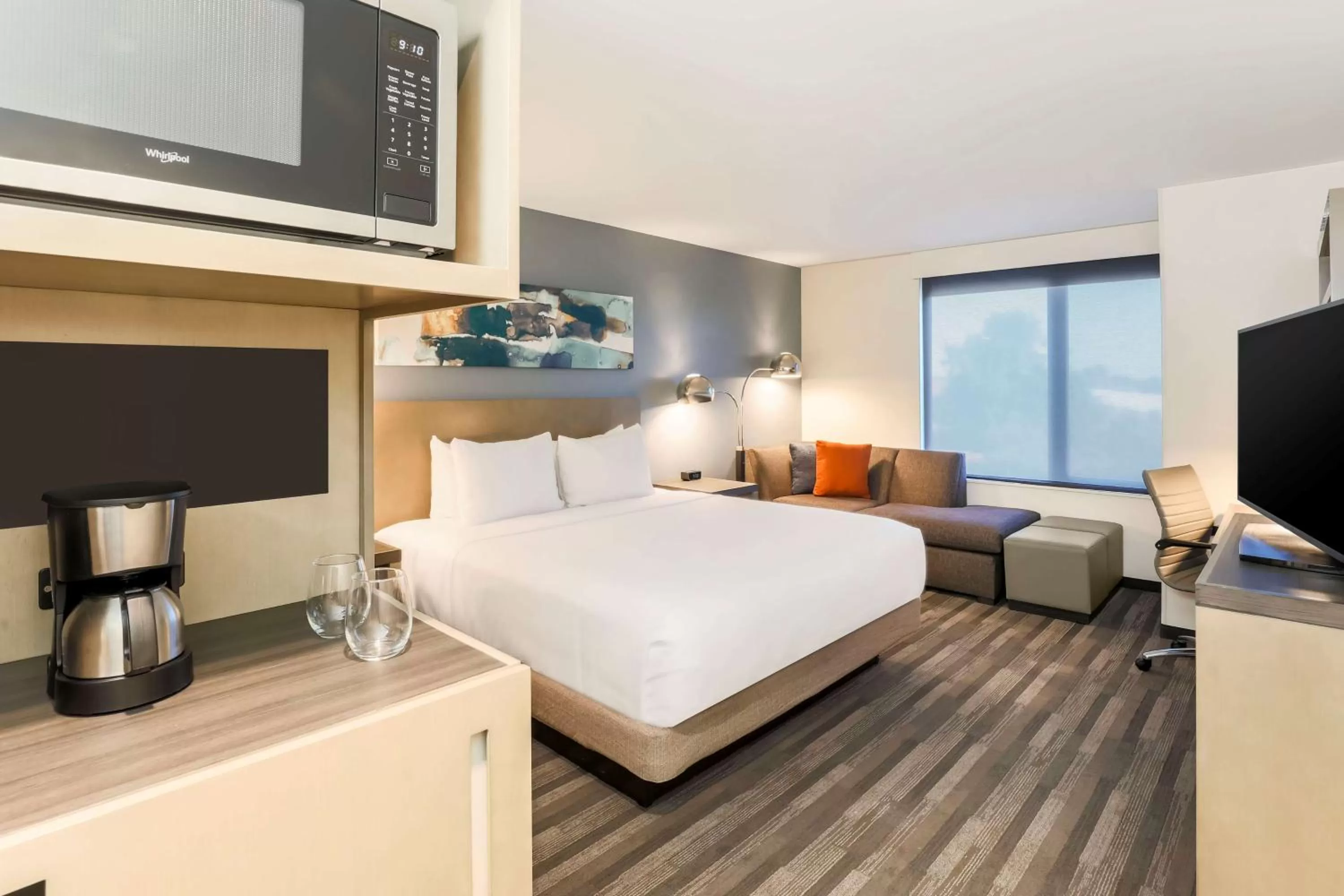 Bedroom, Bed in Hyatt House Davis