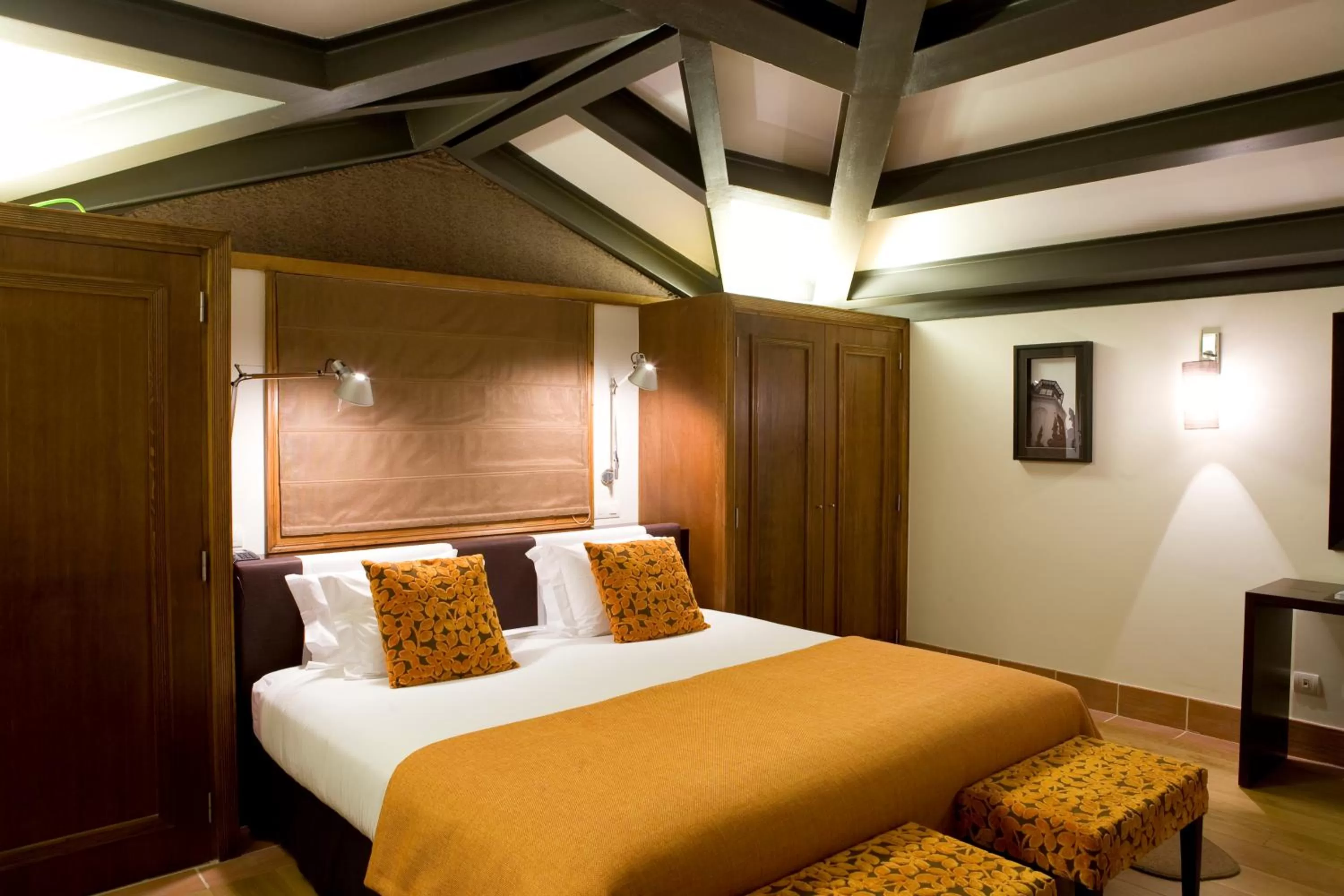 Bed in Hotel Lusitano