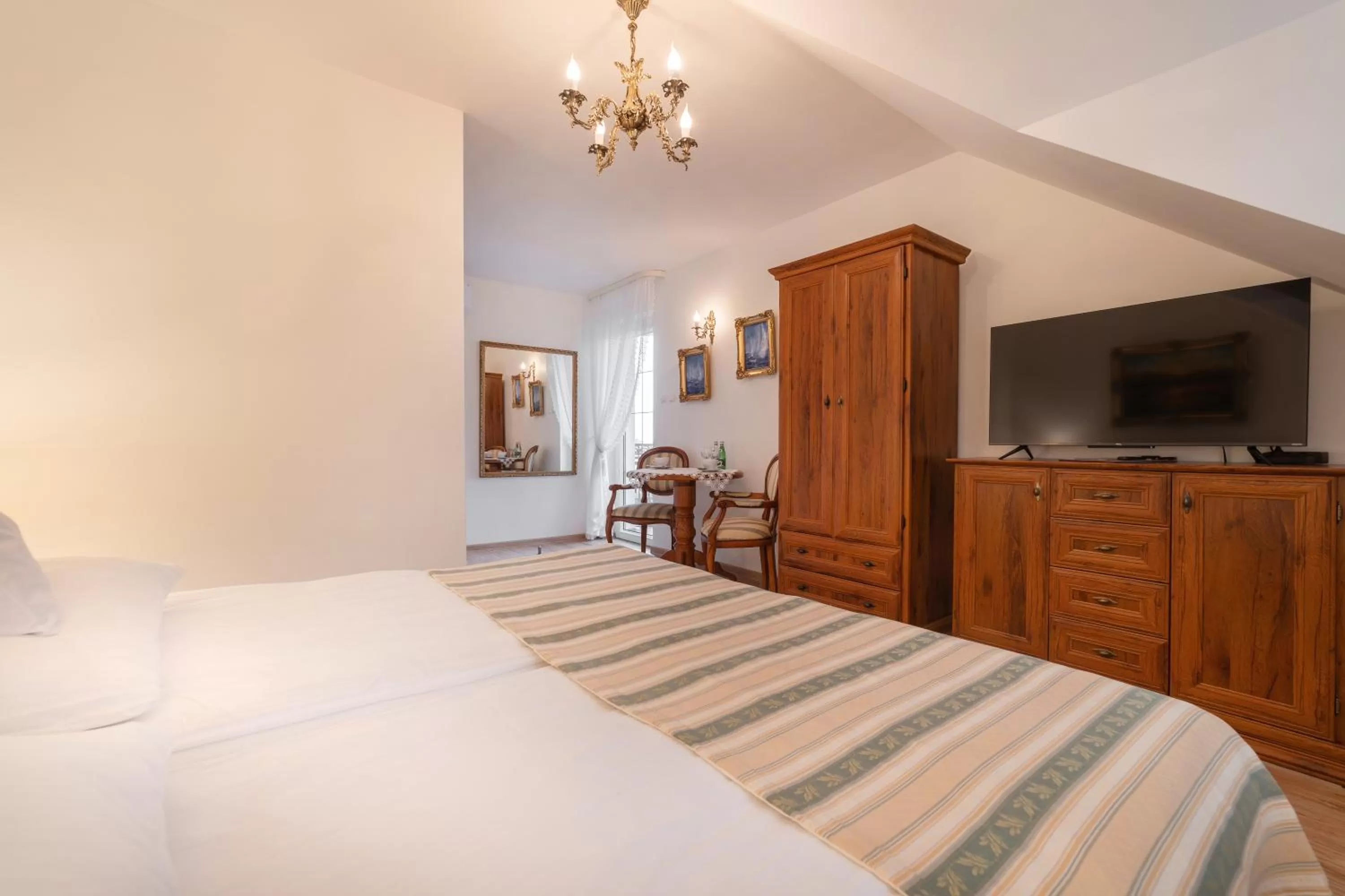 Bed in Pensjonat & Restauracja Admirał