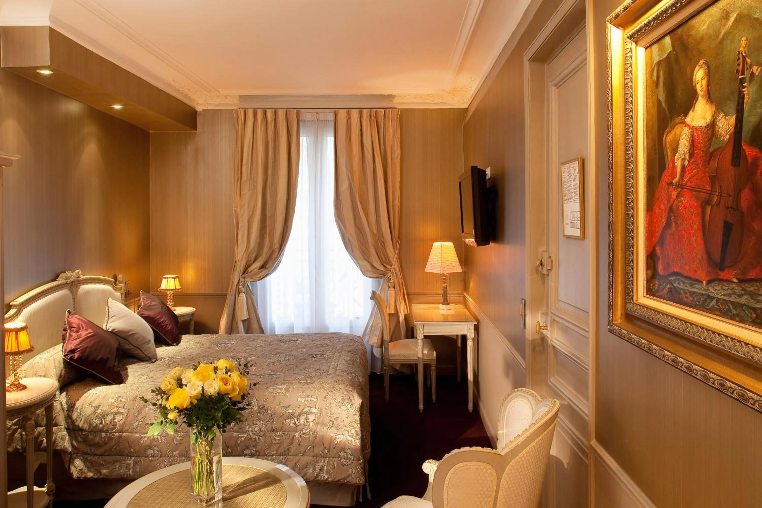 Bedroom in Hotel & Spa Saint-Jacques