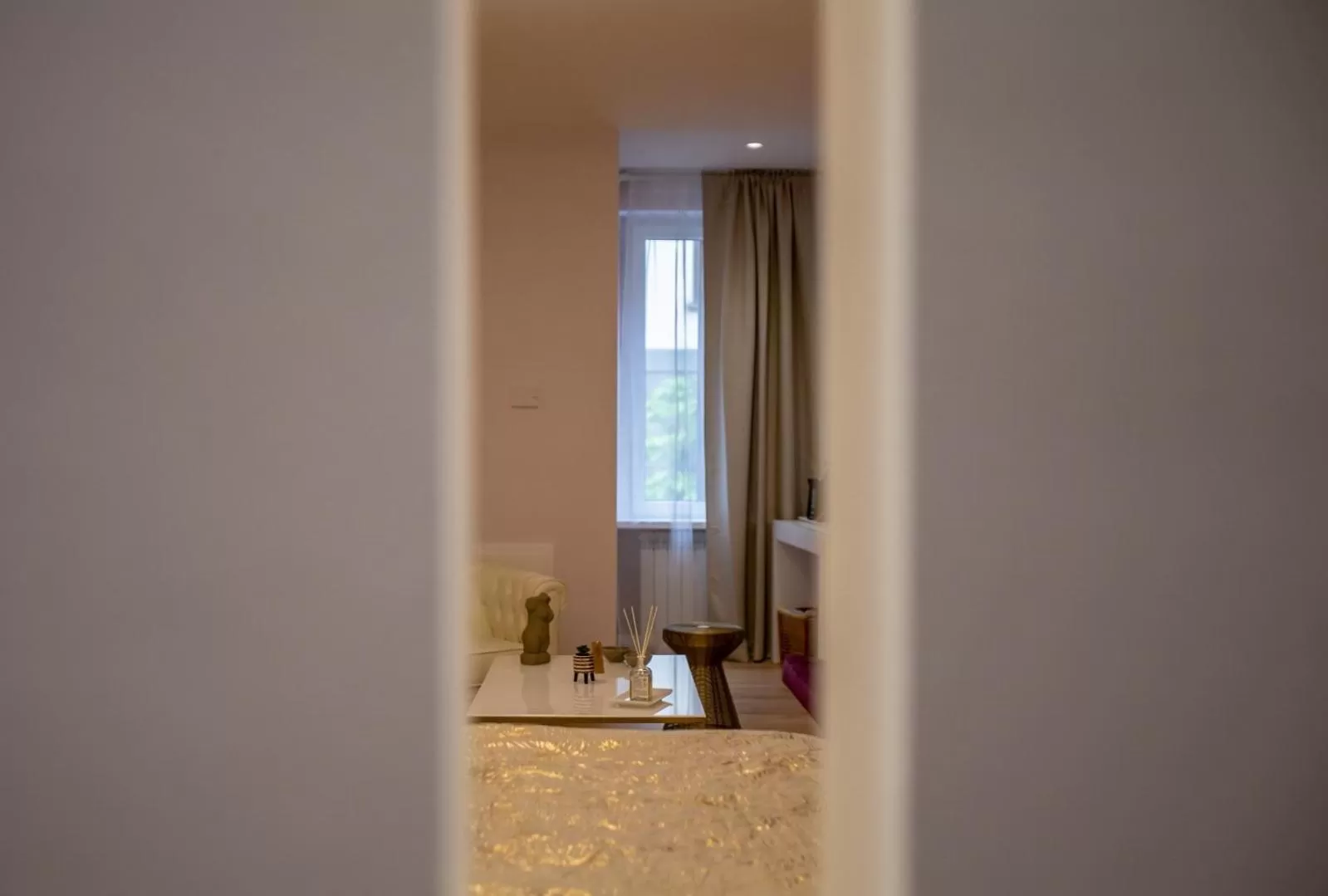 Photo of the whole room, Kitchen/Kitchenette in La Piazzetta Suite