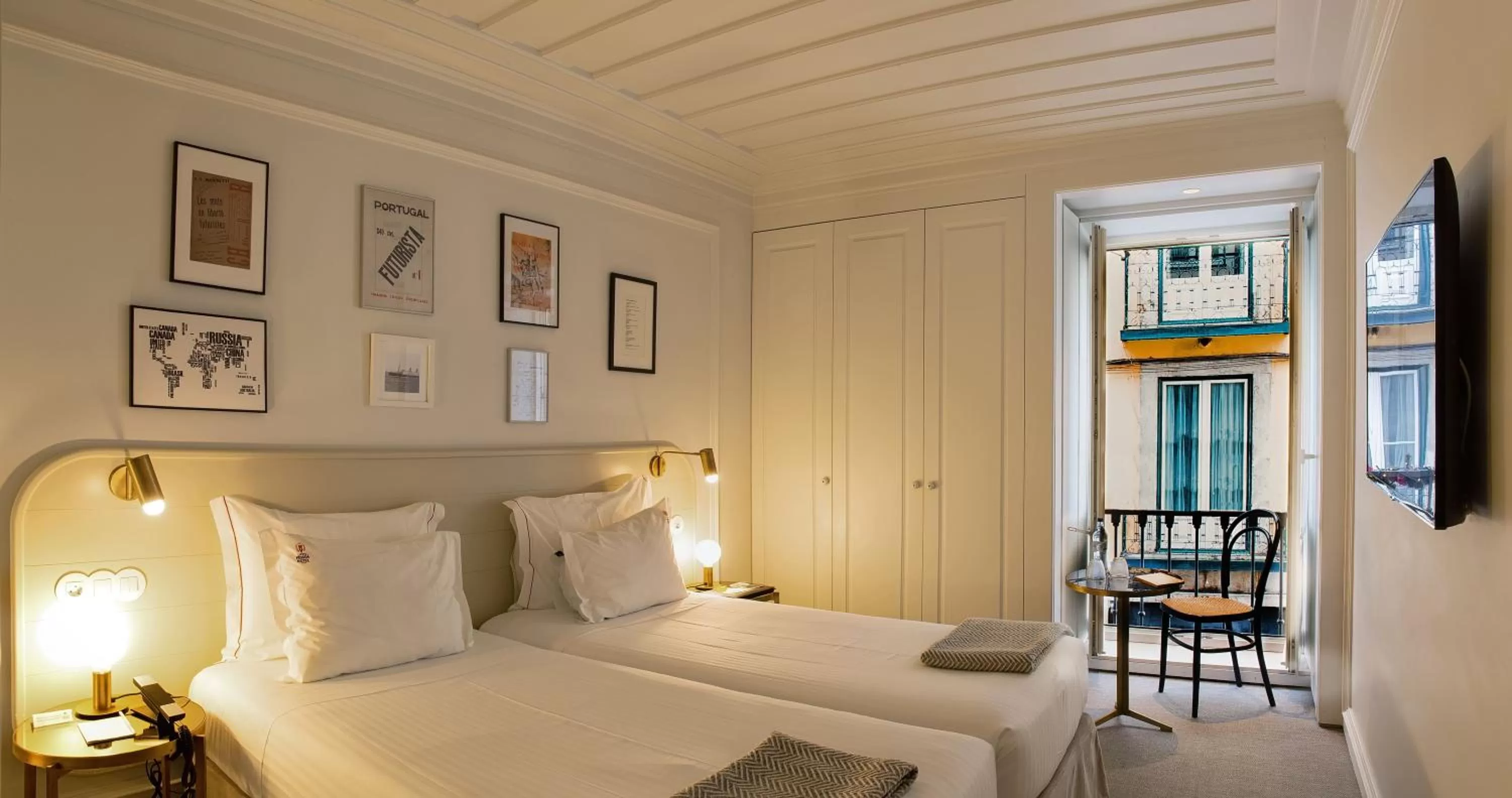 Family, Bed in Lisboa Pessoa Hotel