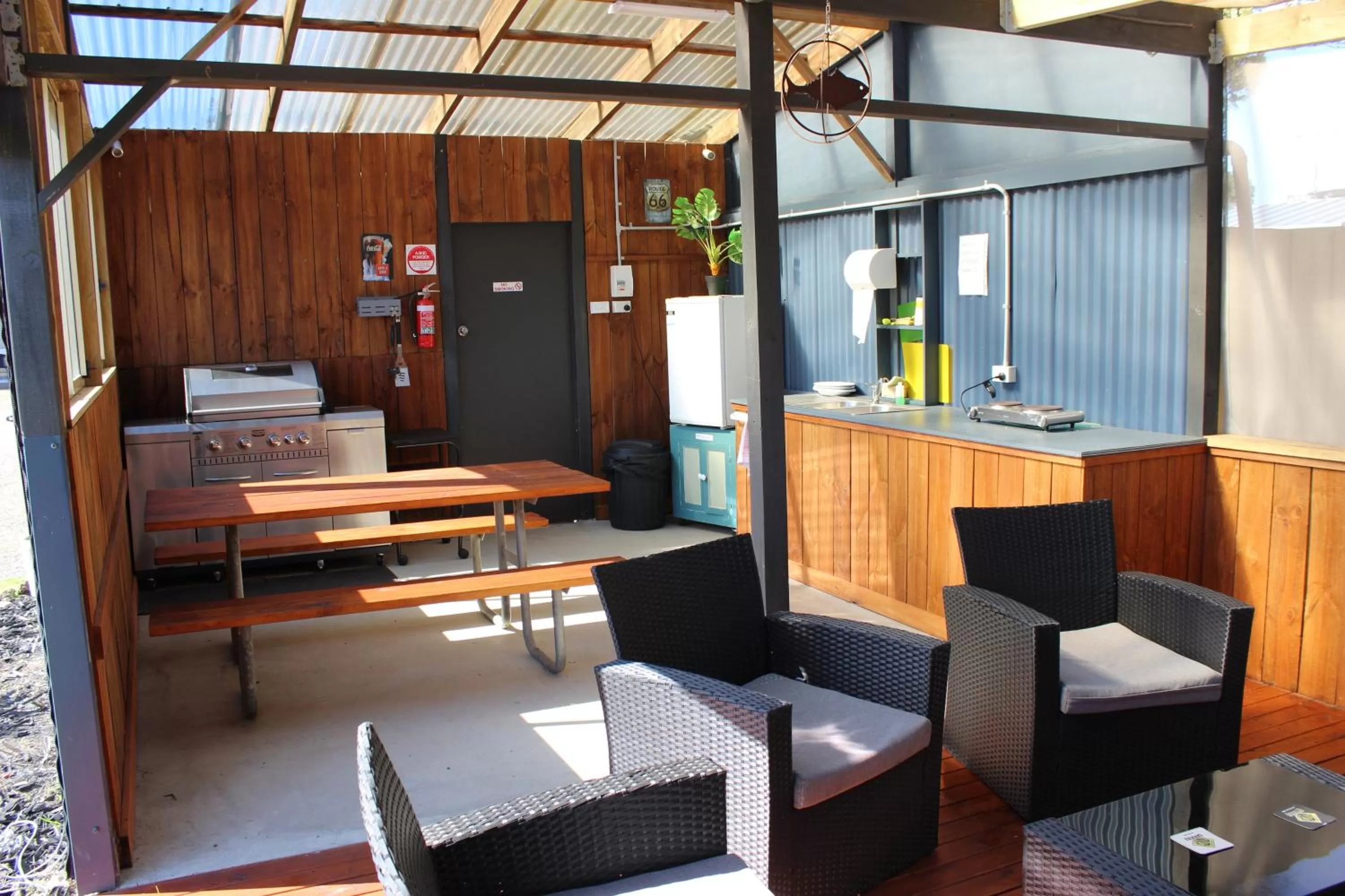 BBQ facilities in Portland Retro Motel