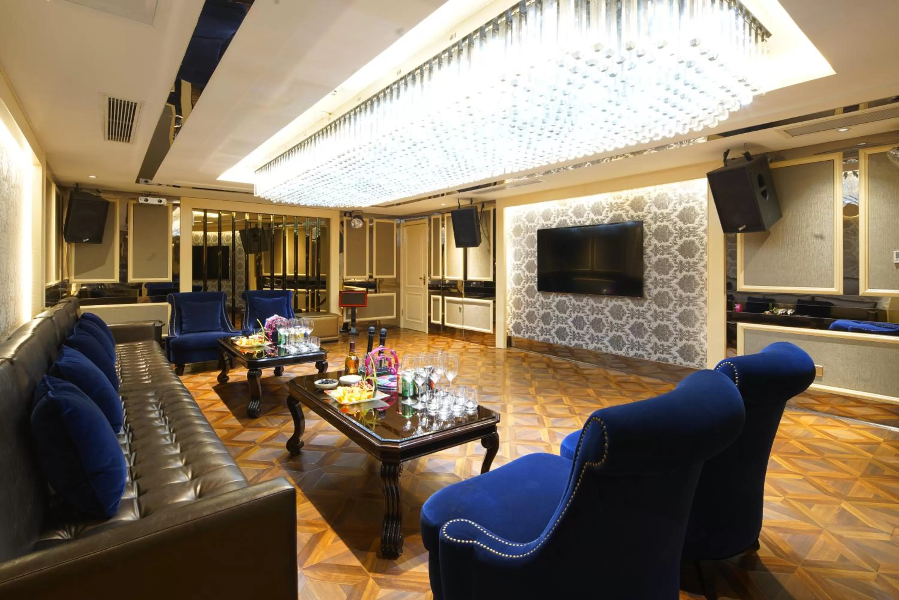 Fitness centre/facilities in InterContinental Chengdu Global Center by IHG