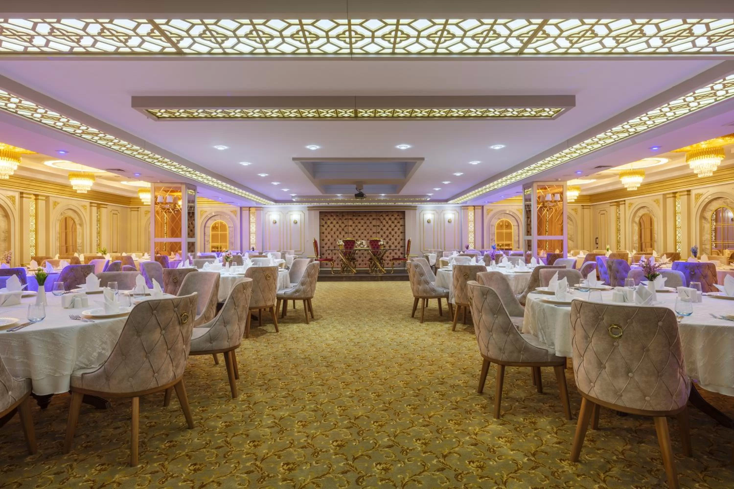 Meeting/conference room in Elysium Green Suites