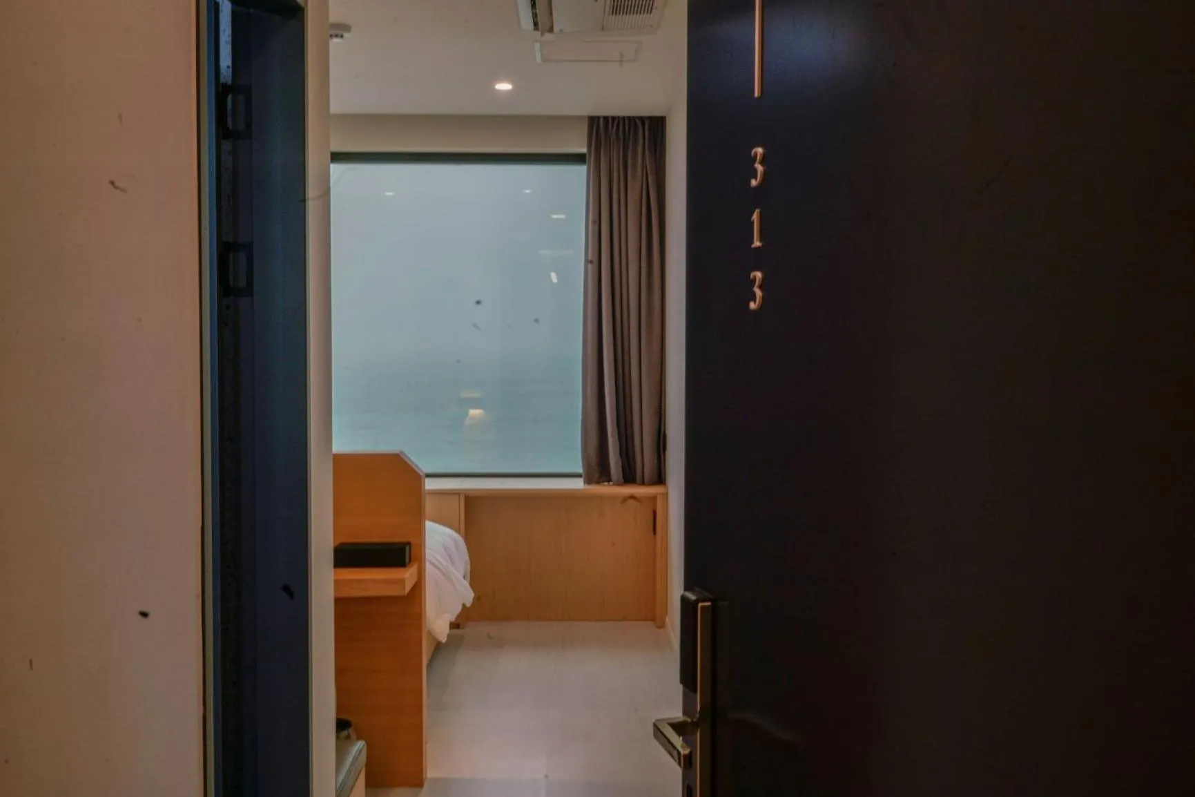 Photo of the whole room in Mipo Oceanside Hotel