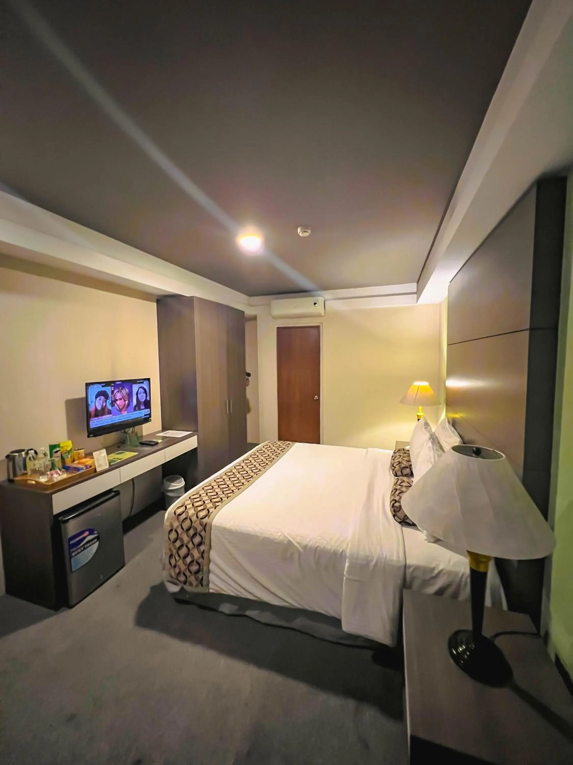 Standard Twin Room in 88 Courtyard Hotel