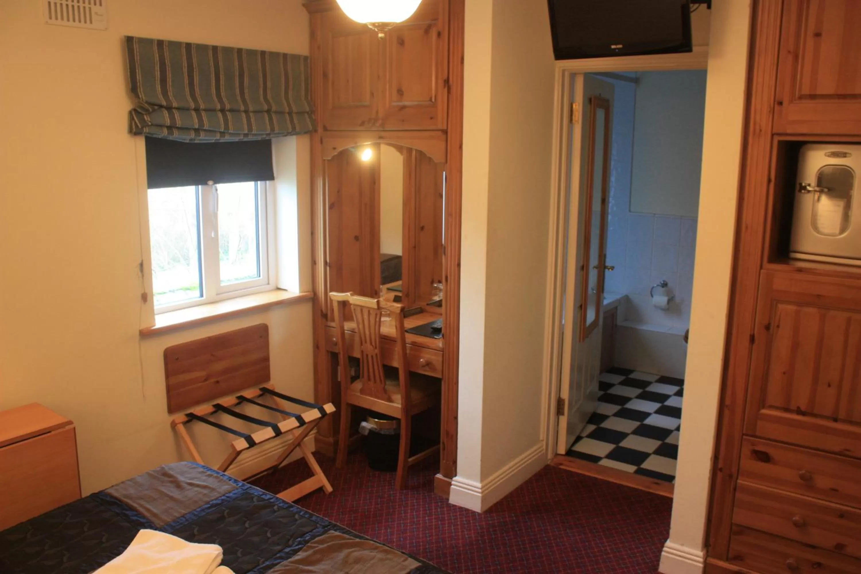 Decorative detail, Bed in Boffin Lodge Guest House