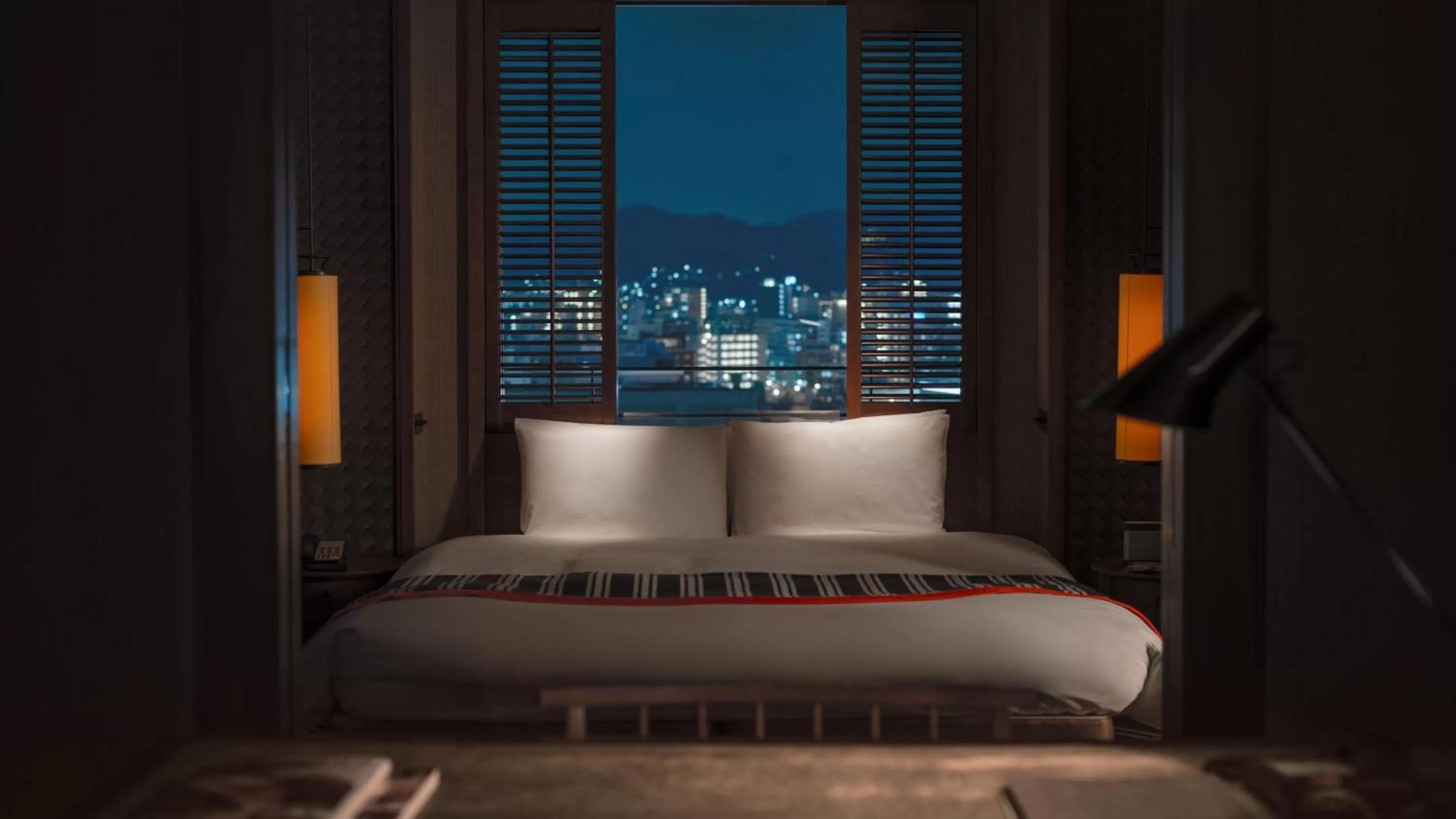 Bed in Oriental Hotel