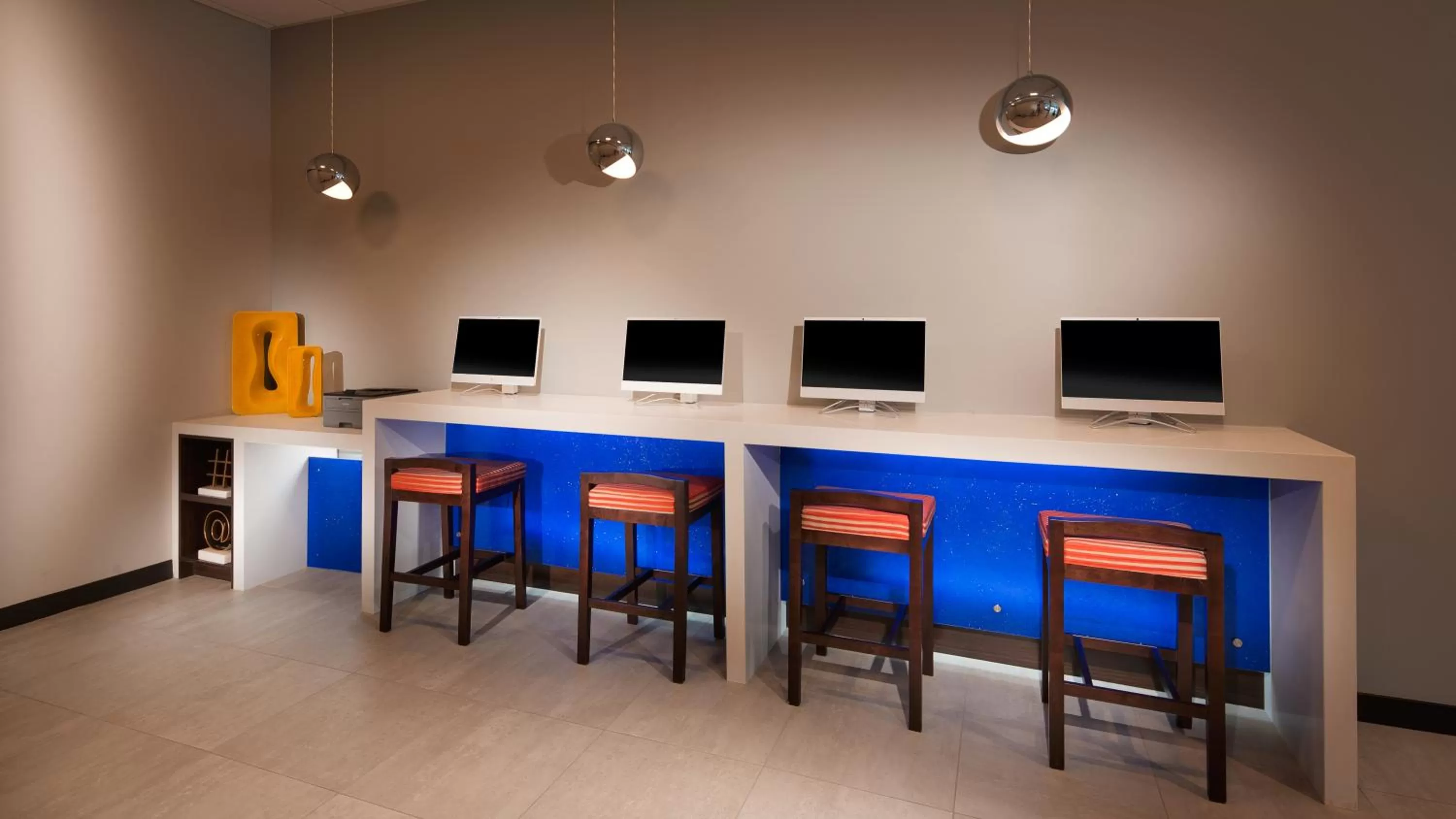 Business facilities in GLo Best Western Nashville Airport