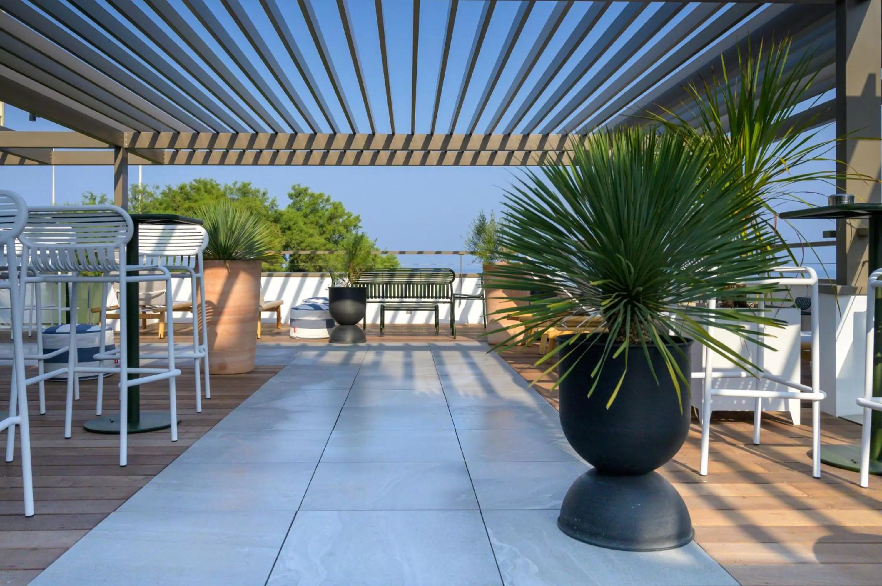 Patio in Hôtel de La Plage