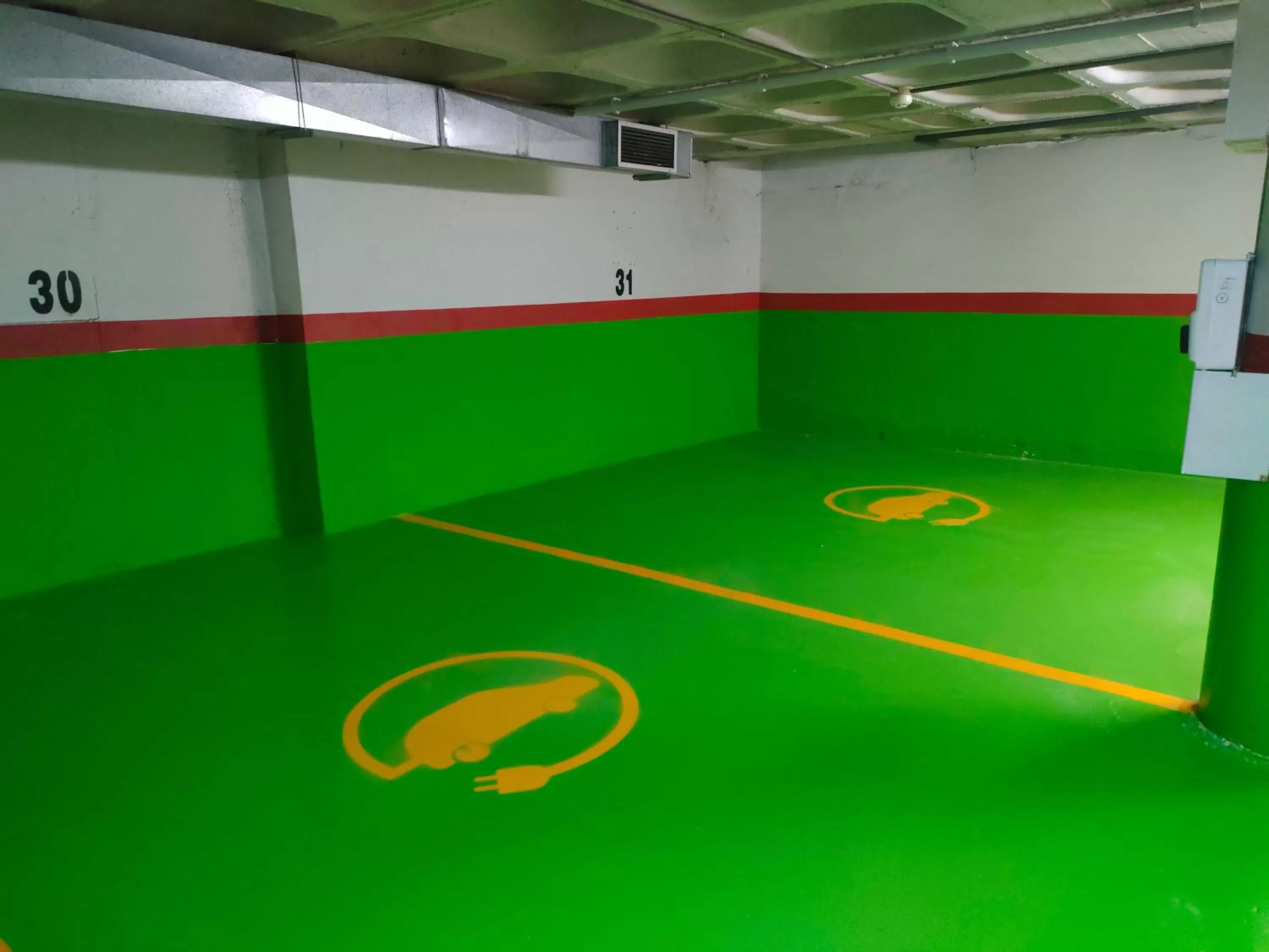 Parking in Hotel Hoyuela