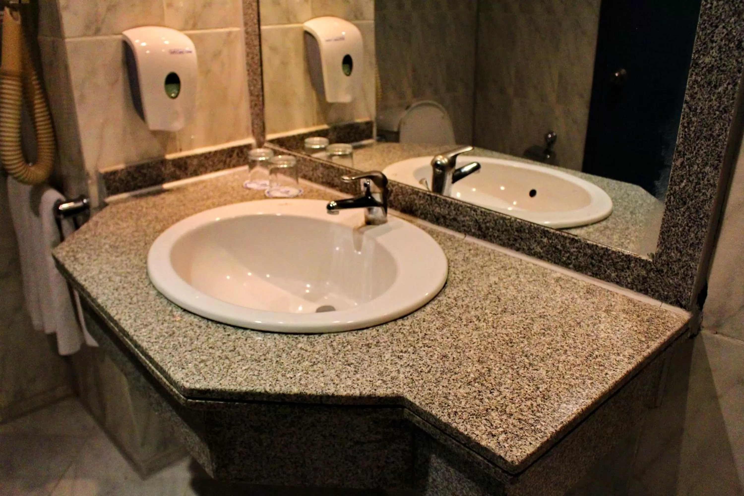 Palm Beach Resort Families and Couples only