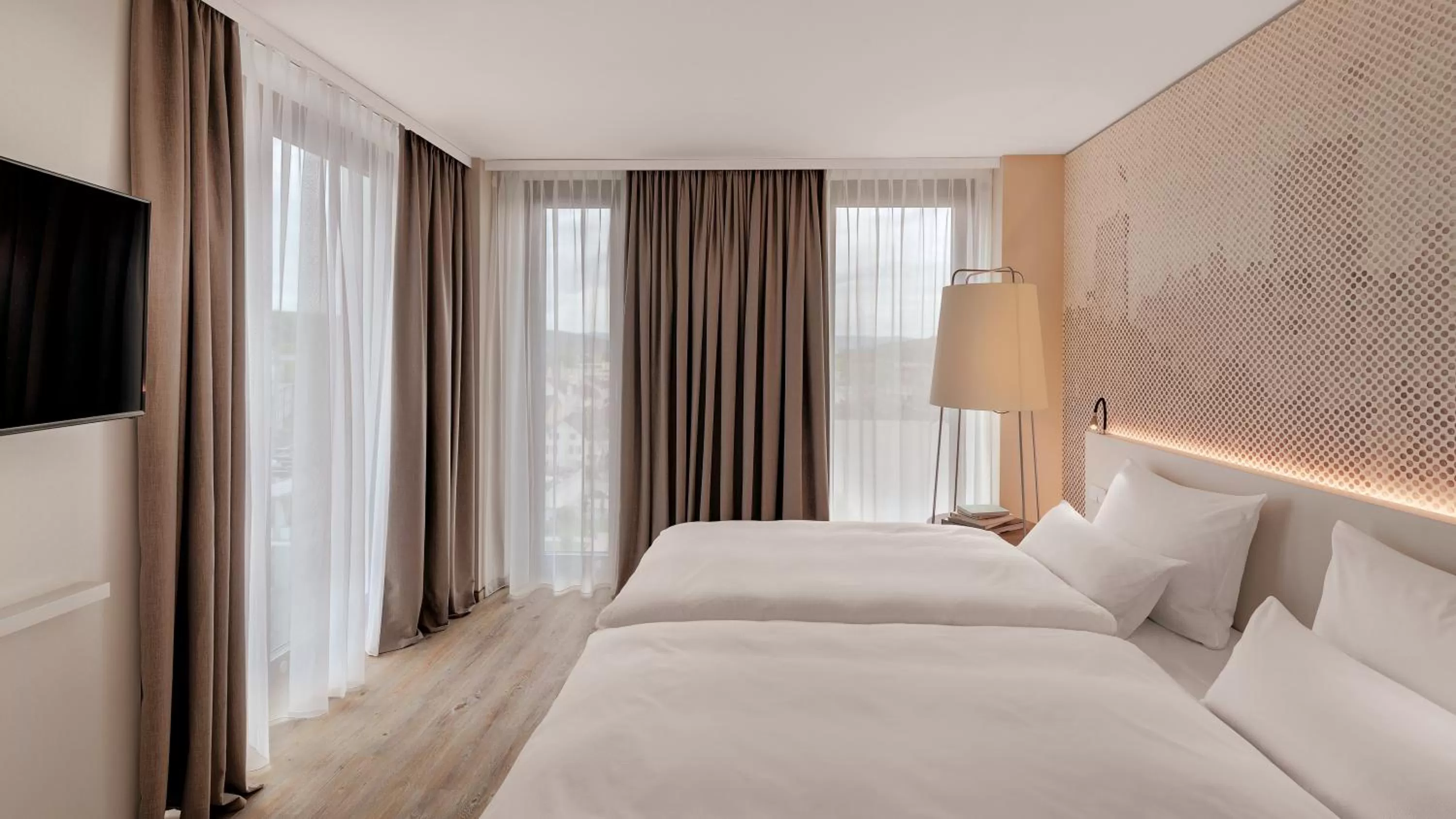 Bed in Hotel Stadt Lörrach