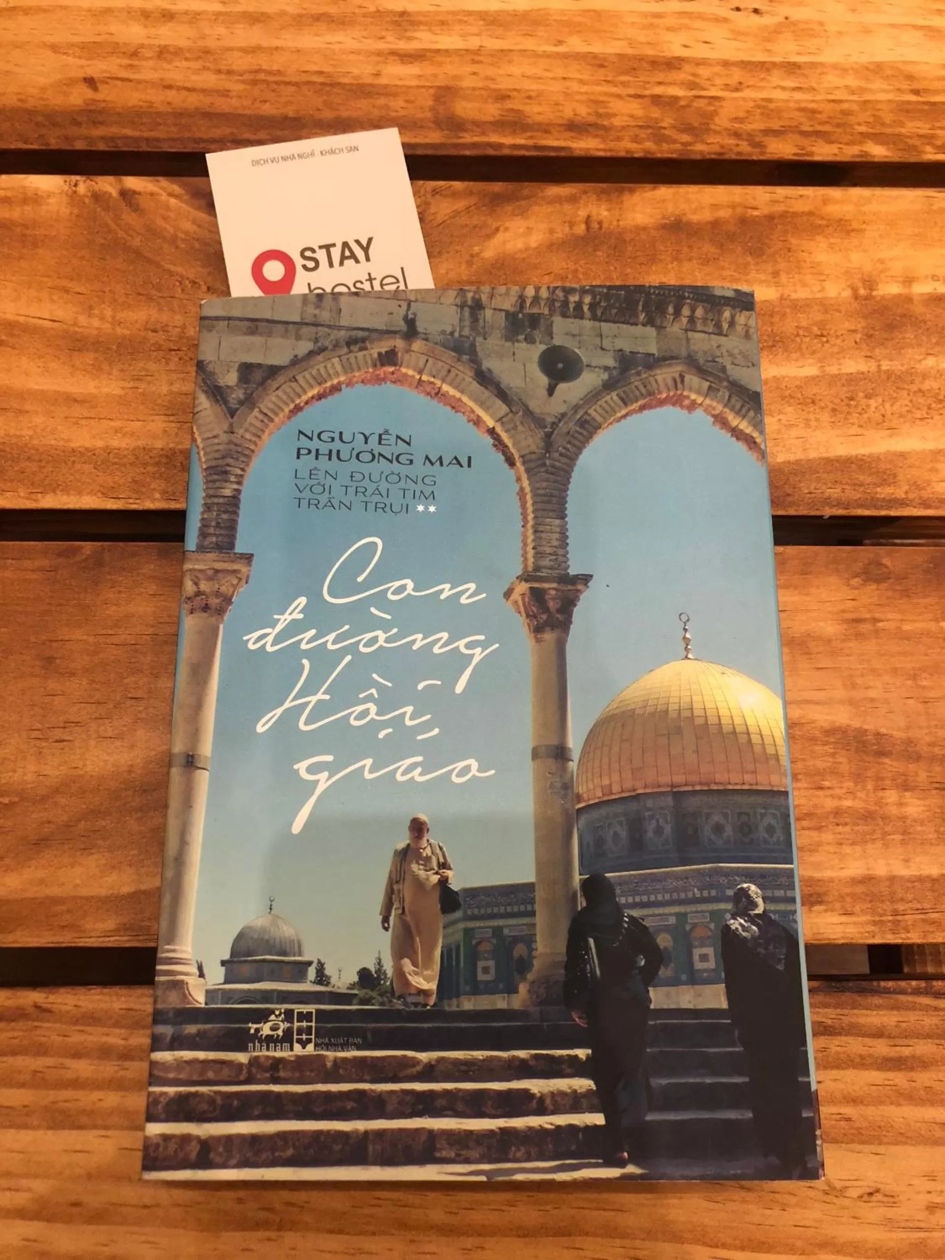 Communal lounge/ TV room in STAY hostel 2 - 350m from the ferry