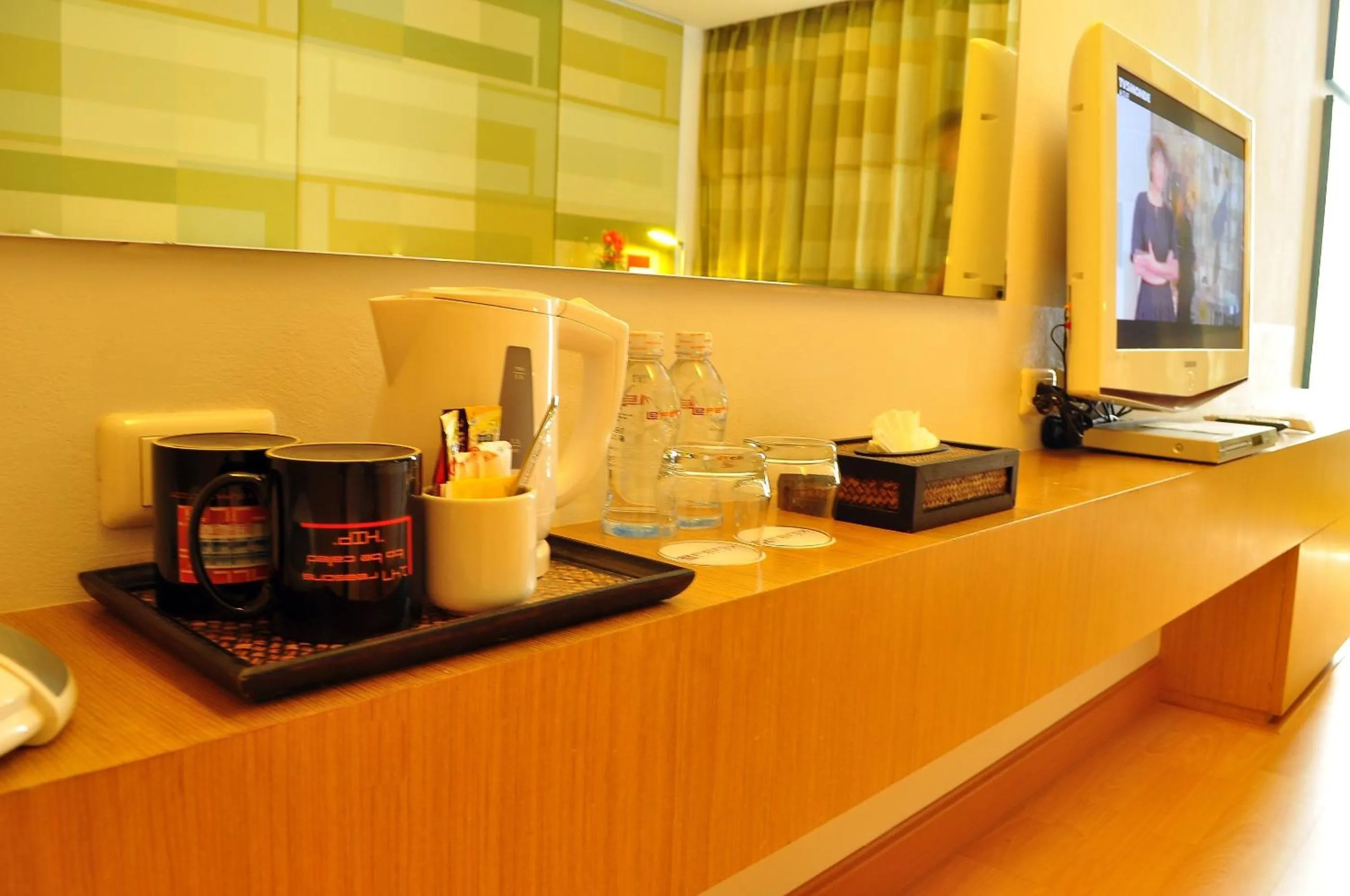 Restaurant/places to eat in Le Fenix Sukhumvit 11 Bangkok