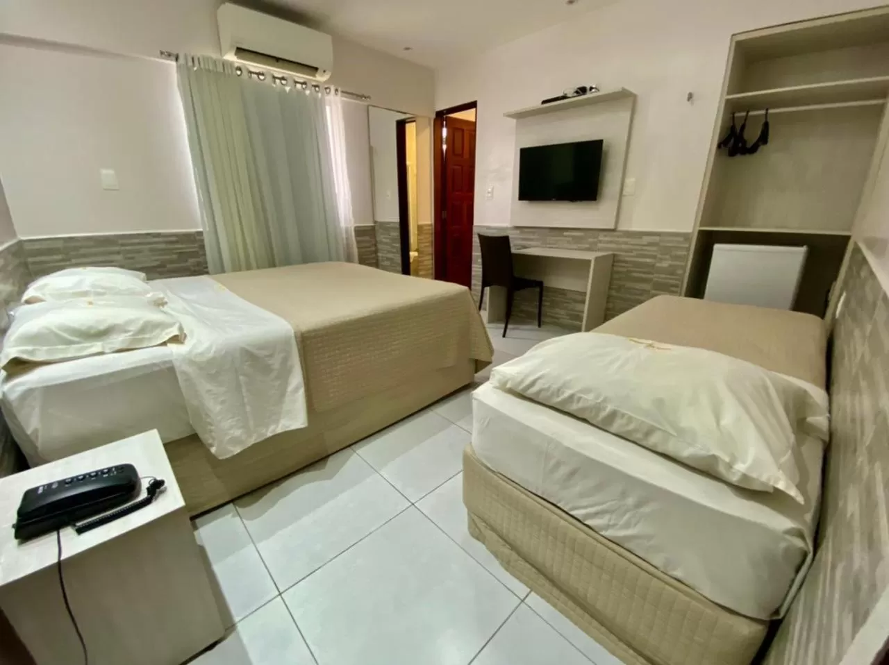 Bed in Hotel Costa do Atlântico