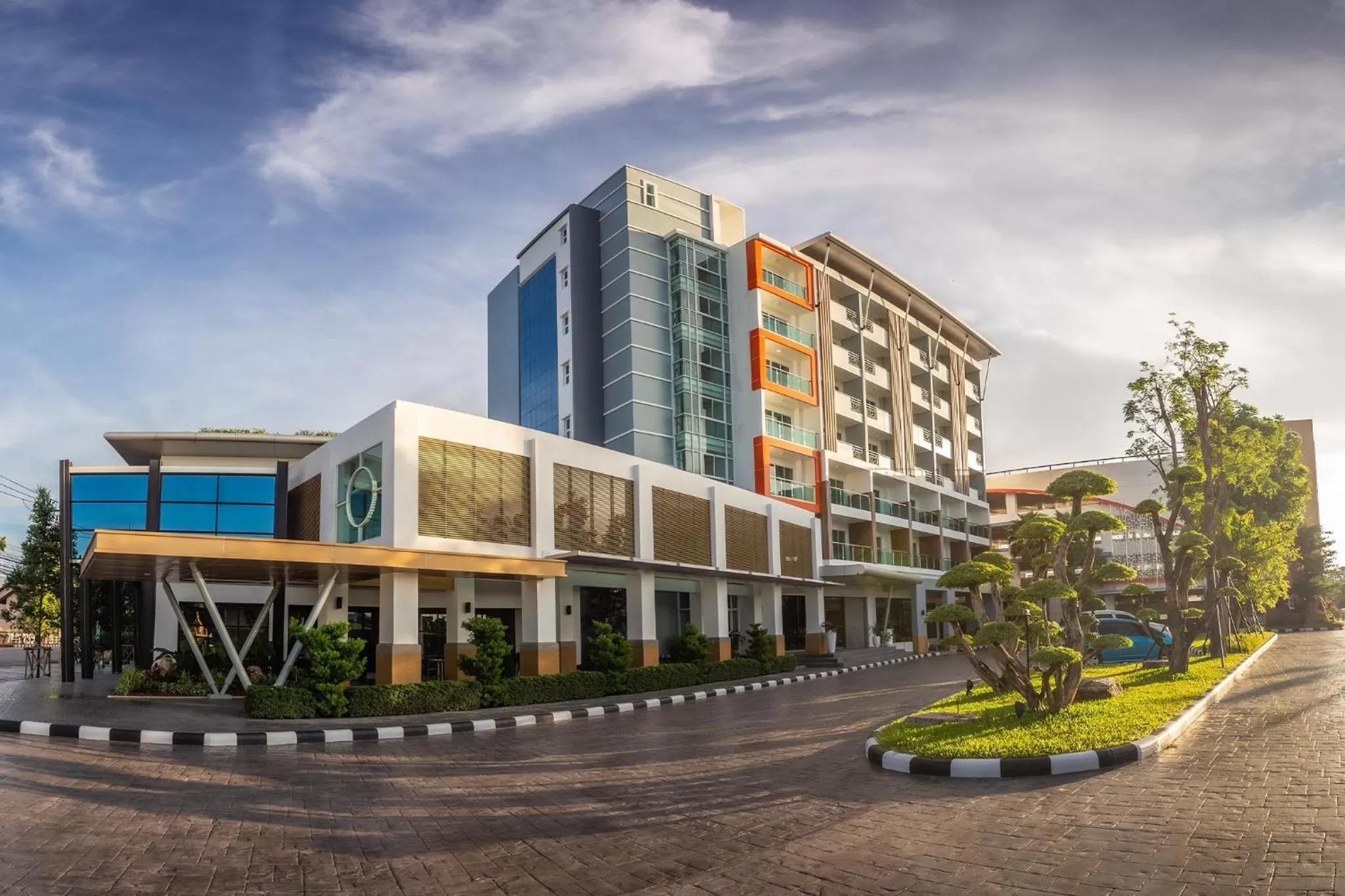 Sitthinard Grandview Hotel