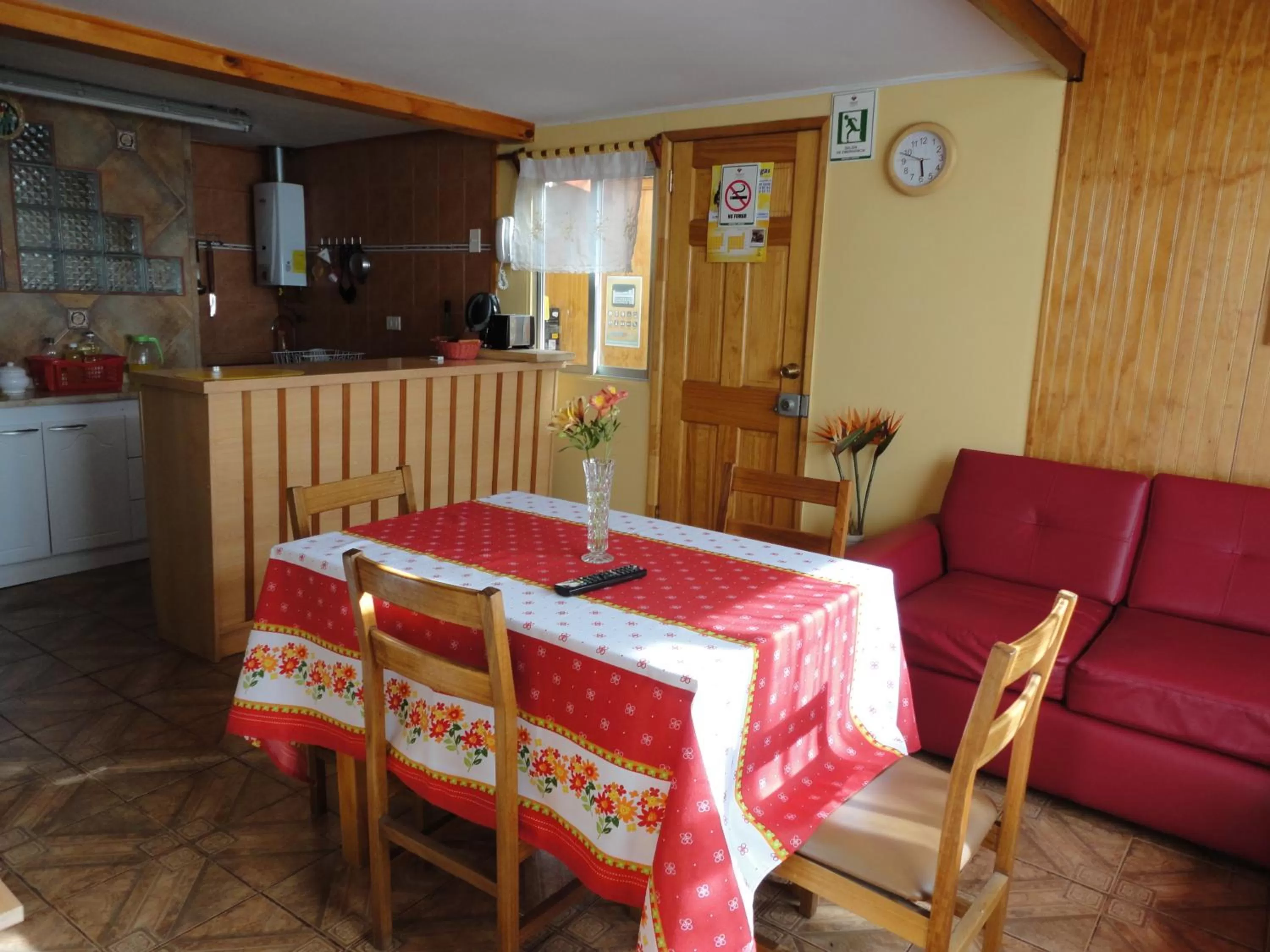 Restaurant/places to eat, Dining Area in Hostal Miramar