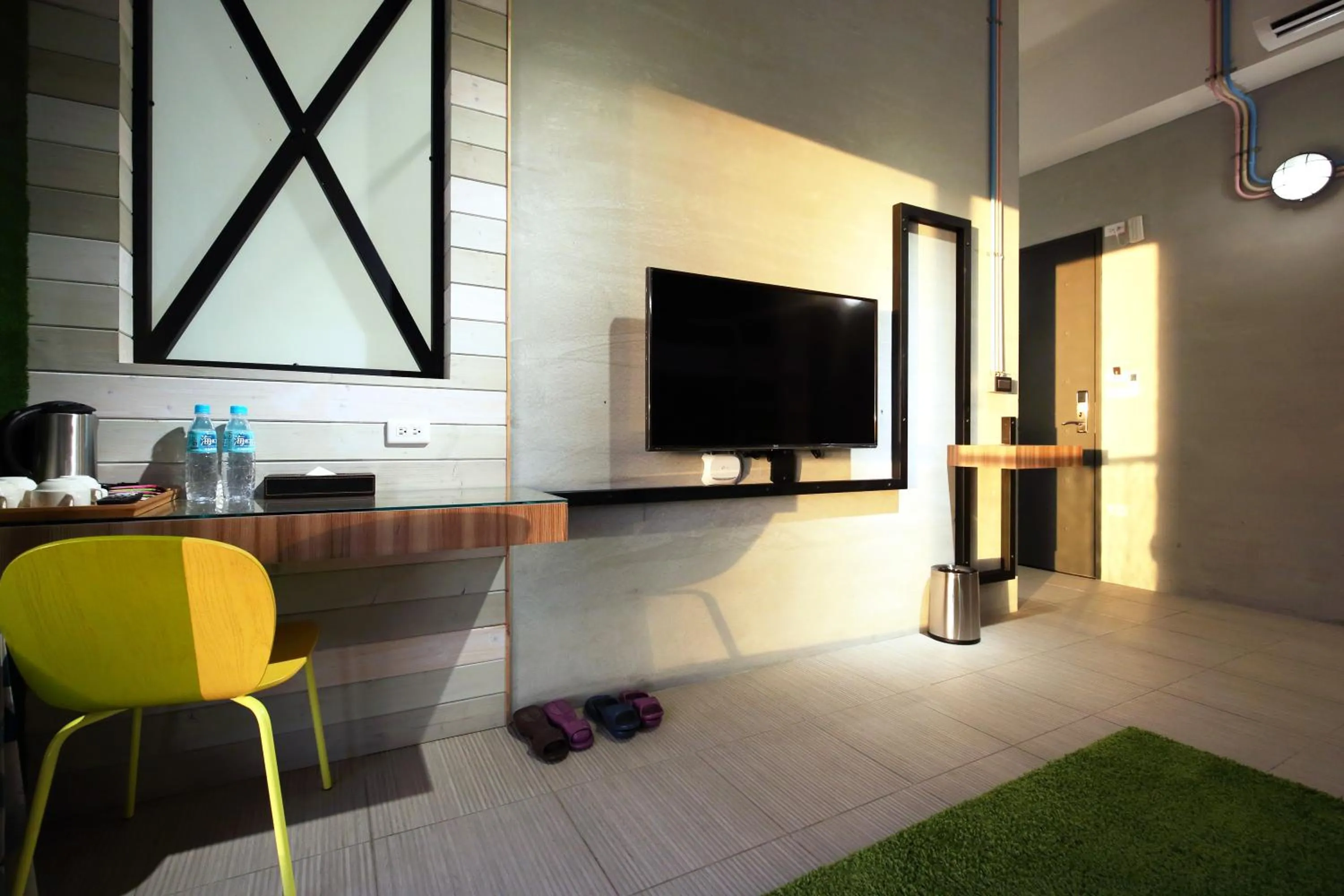 指南針民宿2178 & 工殿民宿2182