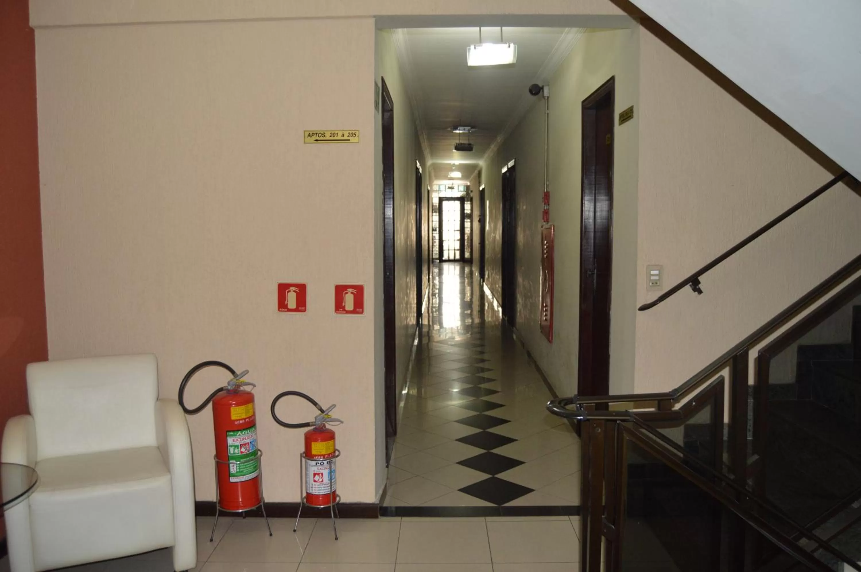 Lobby or reception, Kitchen/Kitchenette in Aero Plaza Hotel