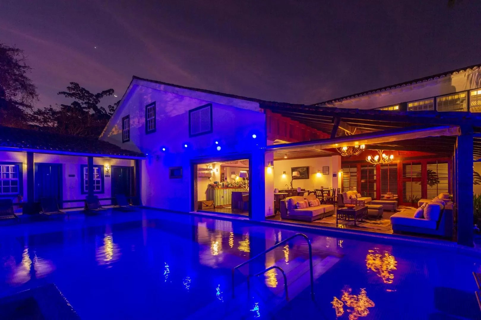 Swimming pool in Pousada Porto Imperial