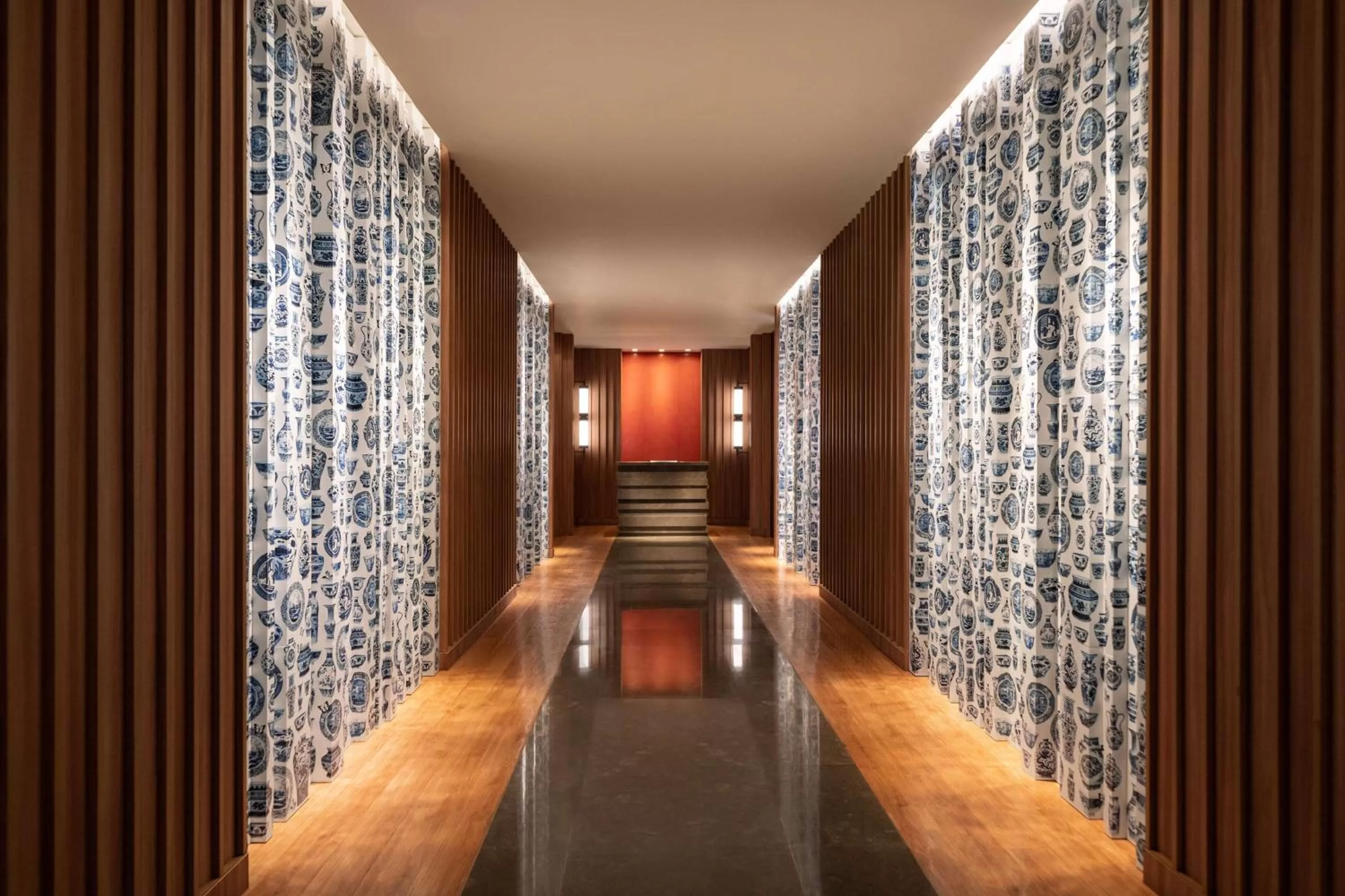 Restaurant/places to eat in Edsa Shangri-La, Manila