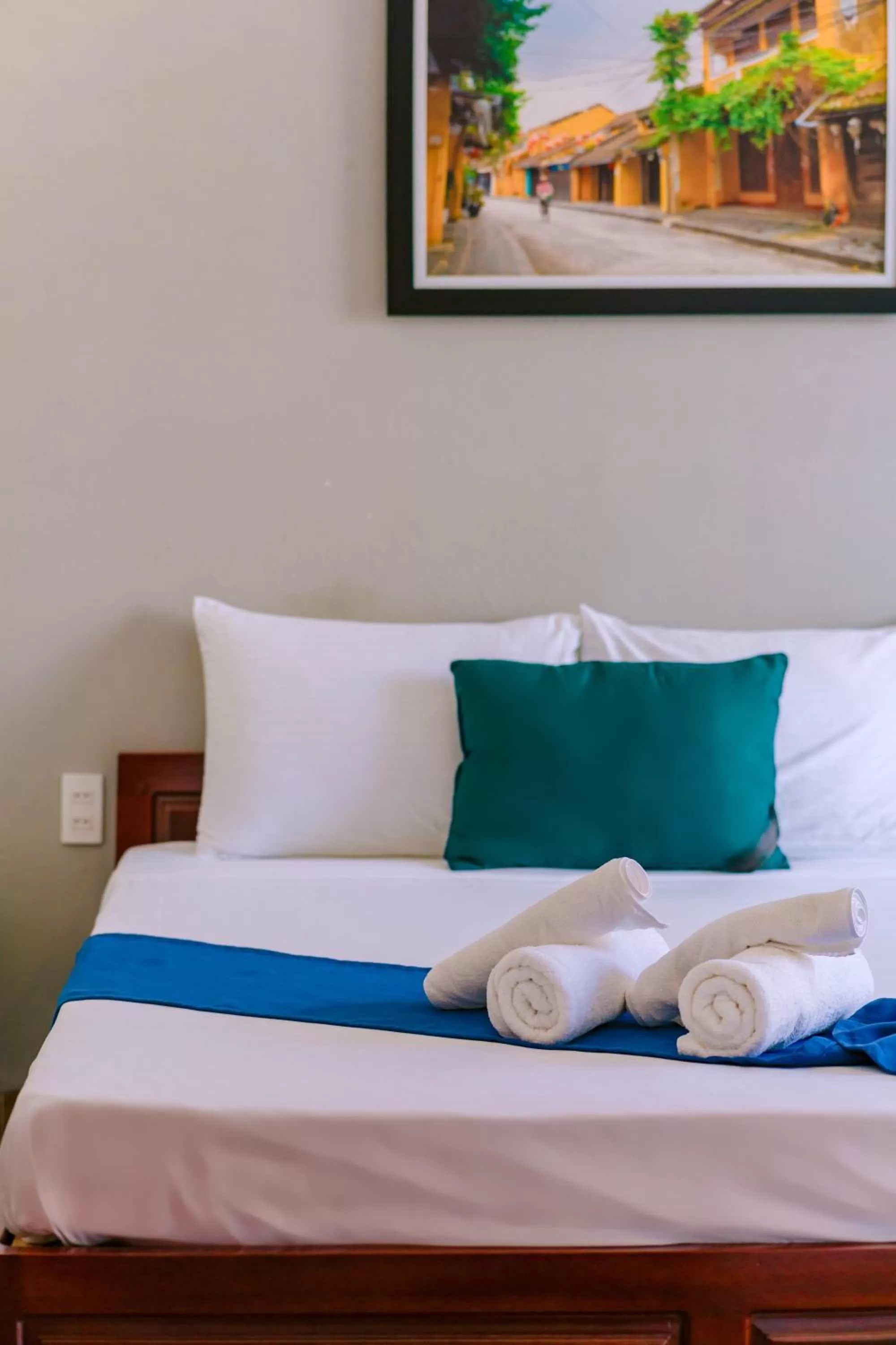 Bedroom, Bed in Vinh Khang Homestay