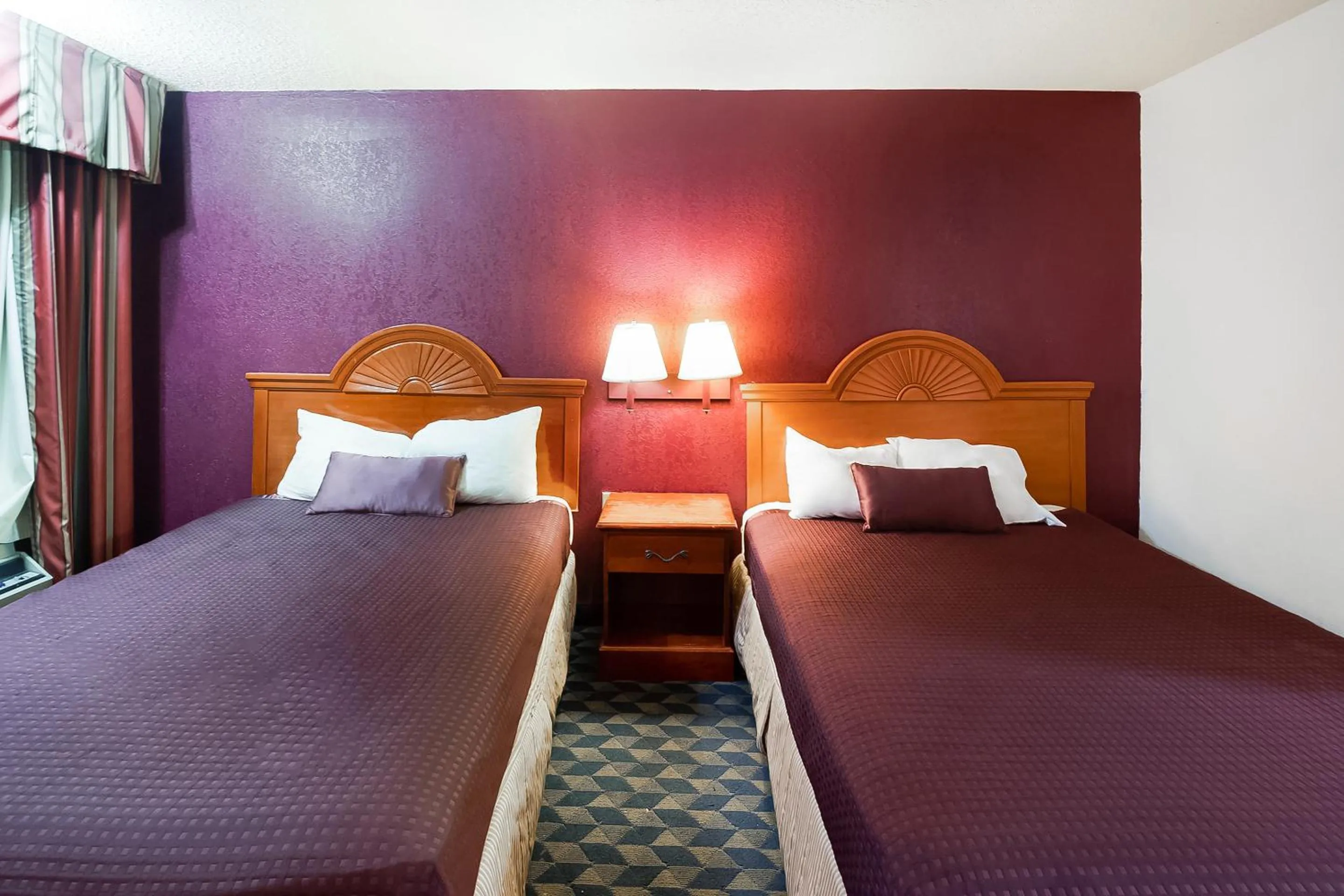 Bedroom in OYO Hotel Manning SC